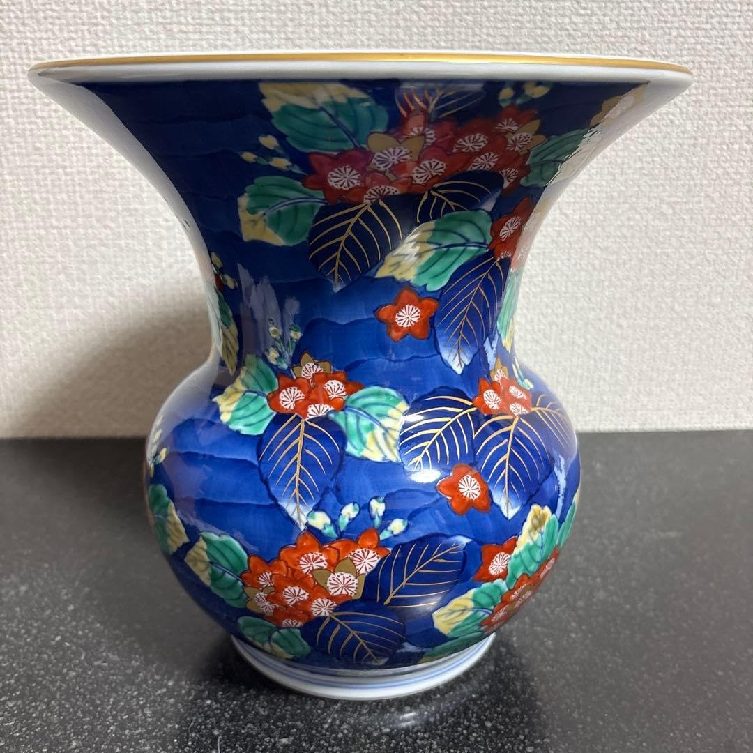 有田焼　花瓶　花舟作　染錦紫陽花図 Amazon.co.jp: 有田焼 花瓶 花舟作 染錦紫陽花図 : ホビー