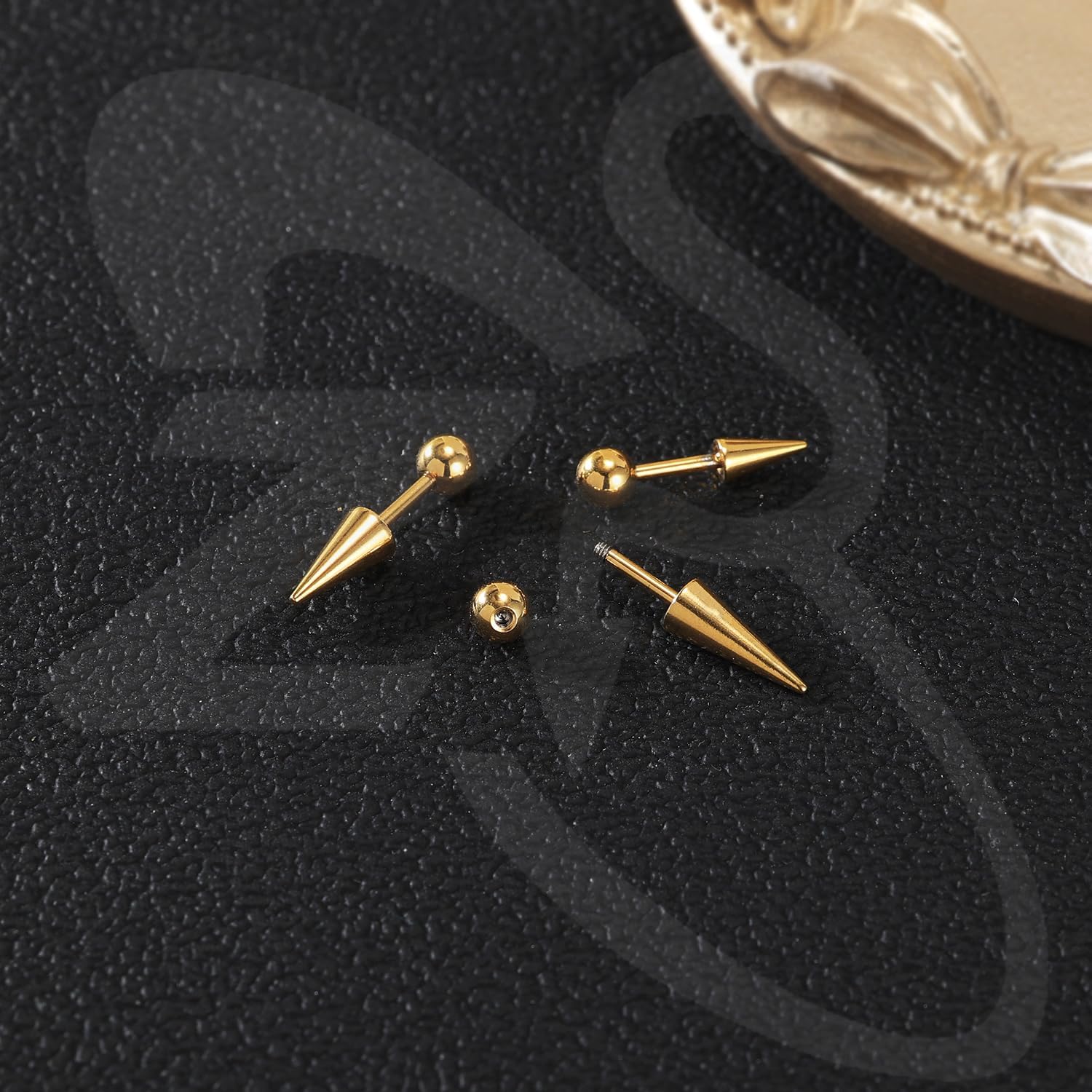 ZS 20G Spike Nose Rings Studs, 18G Stainless Steel Spike Stud Earrings, 16G Septum Lip Rings Cartilage Tragus Helix Piercing for Women Men - Image 4