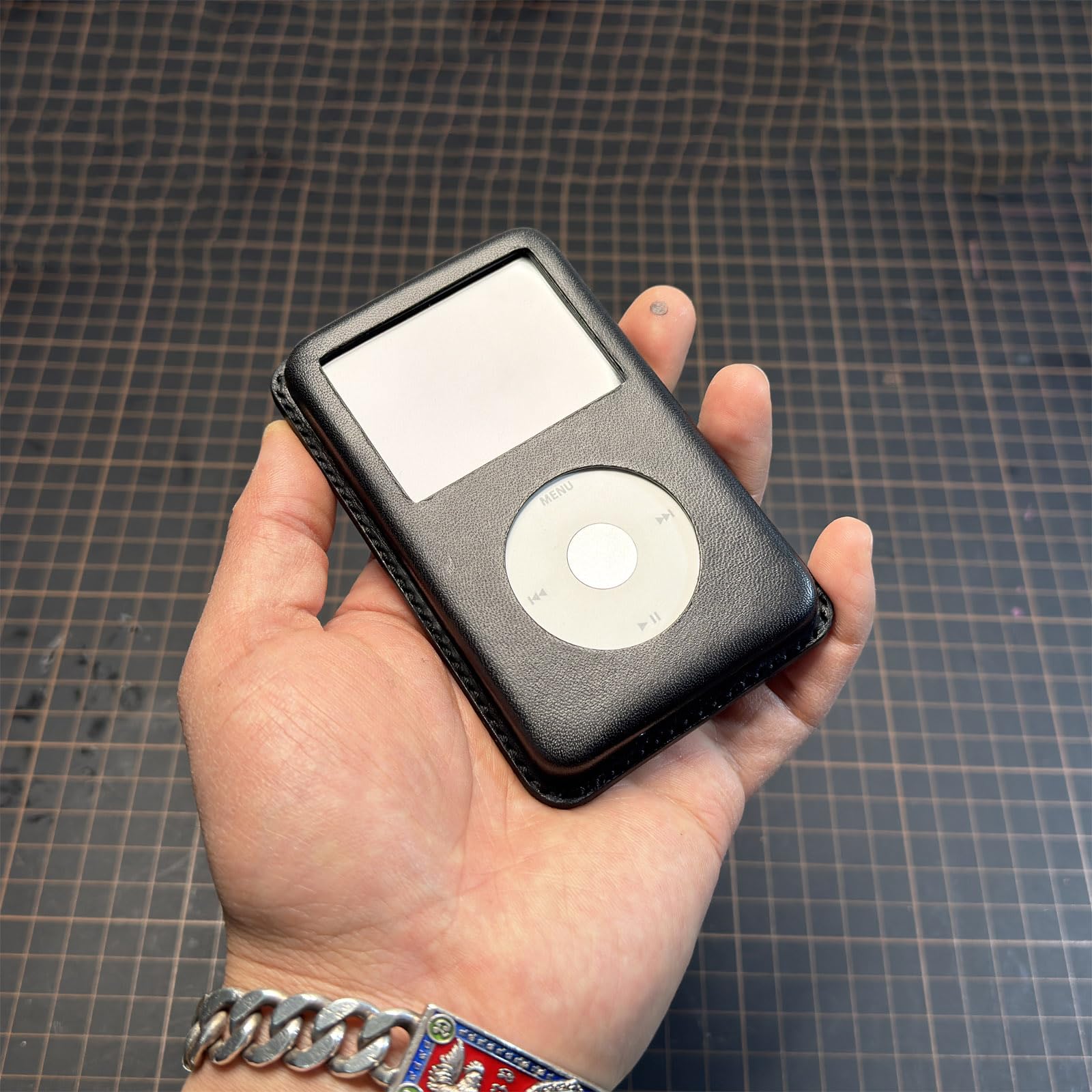 Amazon.com: Handmade leather protective cover Suitable for Apple