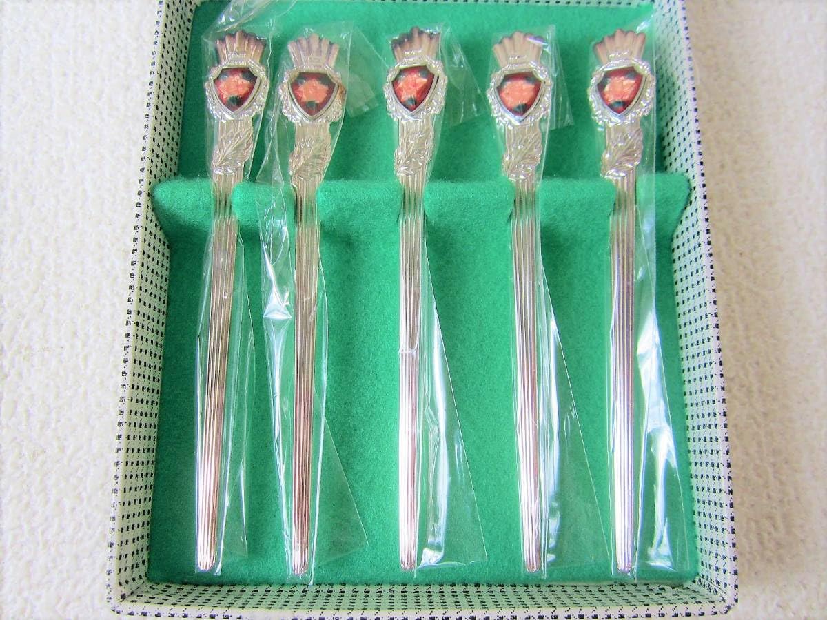 Amazon.co.jp: 七宝焼 シルバー スプーン フォーク フルーツピック Amazon.co.jp: 七宝焼 シルバー スプーン フォーク フルーツピック