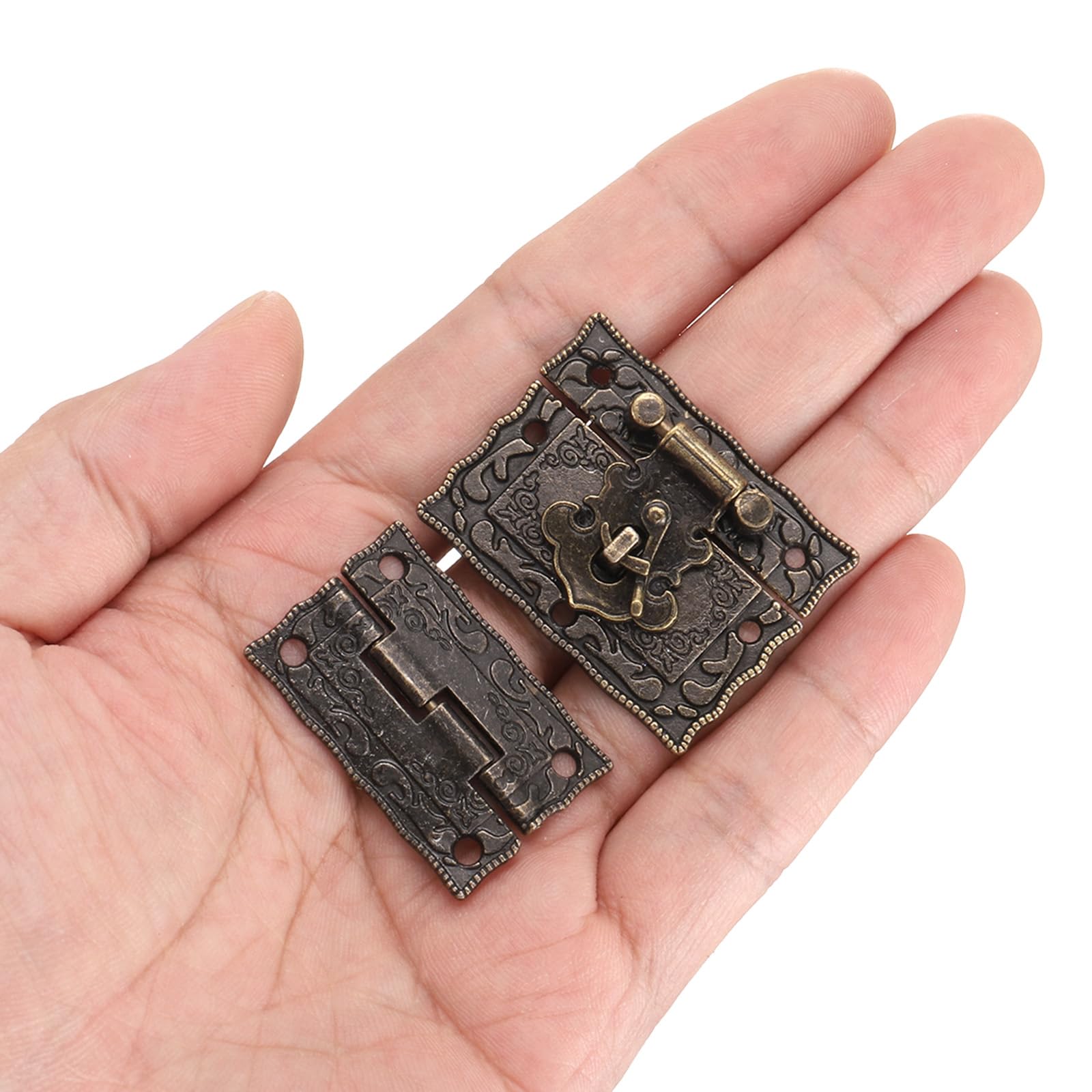 2pcs Retro Bronze Alloy Latch Locks 51 x 44mm 4pcs Engraved Hinges 2pcs Retro Bronze Alloy Latch Locks 51 x 44mm 4pcs Engraved Hinges