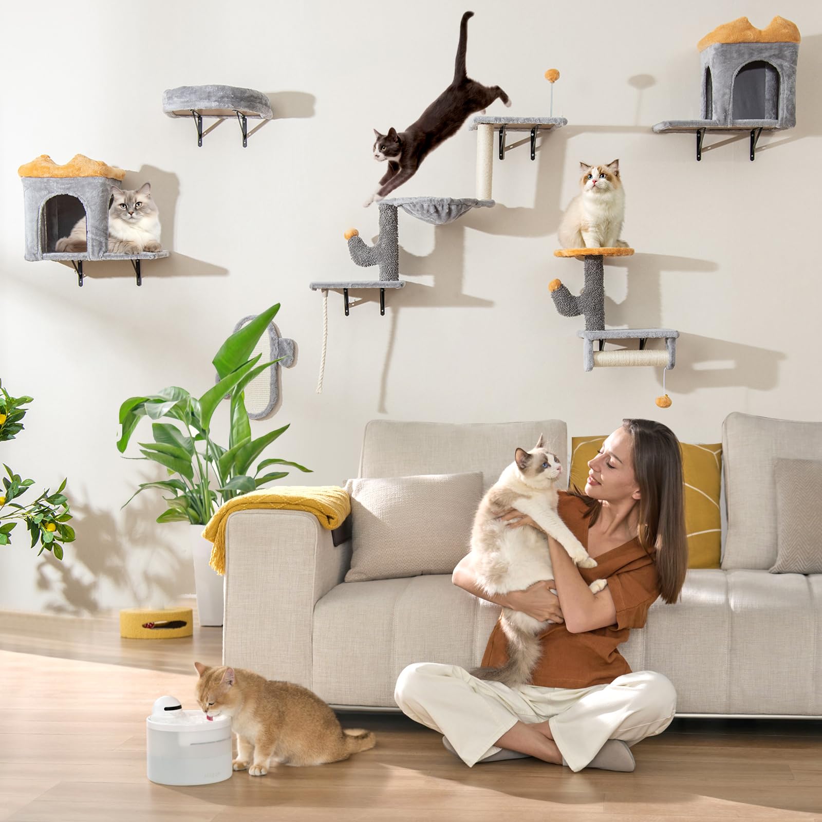 GYMAX Torre de Escalada para Gatos Montada en la Pared, con Plataforma de 2 Niveles, 2 Condos, Árbol para Gatos, Cama Cómoda y Rascador de Sisal, Ideal para Salón o Dormitorio, Estructura Robusta