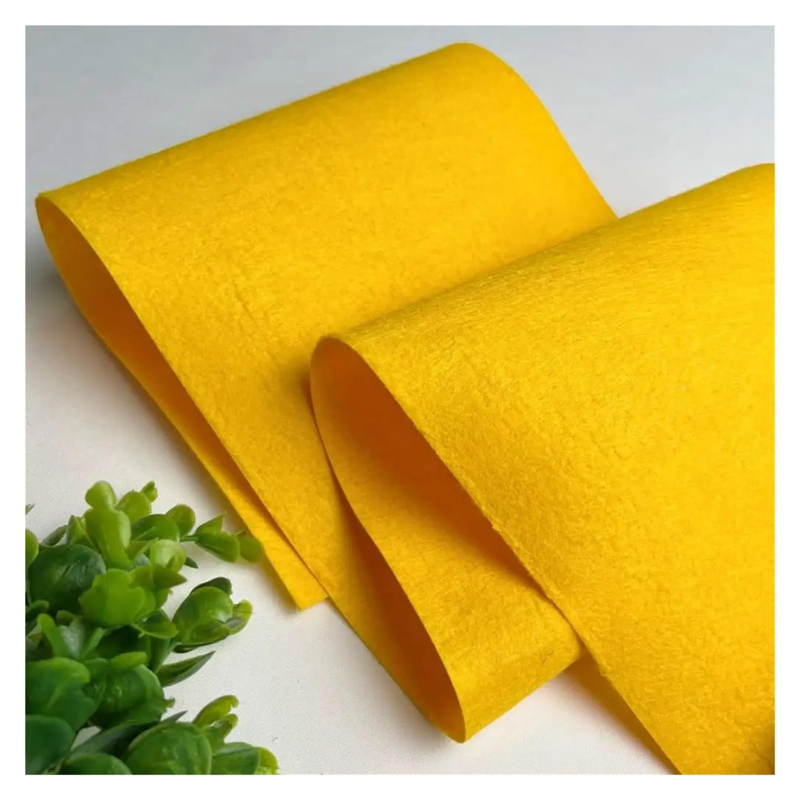 Feutrine Feuille de feutrine rigide 1/2/3 mètre, couleurs assorties, épaisse, idéale for vos projets couture et loisirs créatifs Feutrine loisir creatif(Yellow,300 x 85cm 1pc)
