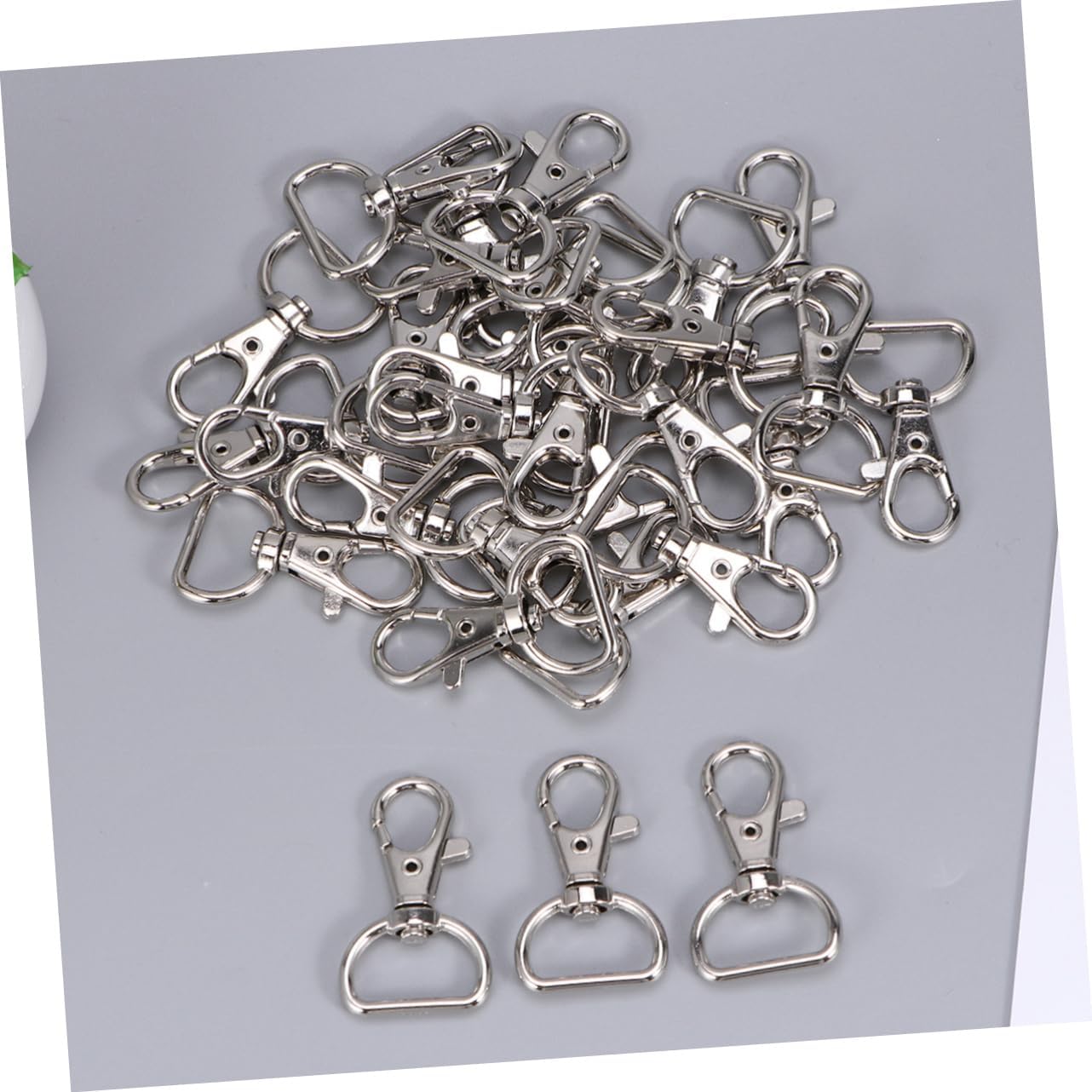 Swivel Trigger Snap Hook Keychain Clasp 30Pcs Silver Iron DIY Crafts | 360 Degree Swivel, for Key Chains and Crafts, Metal Hardware, Compact Size, 30 Piece Pack