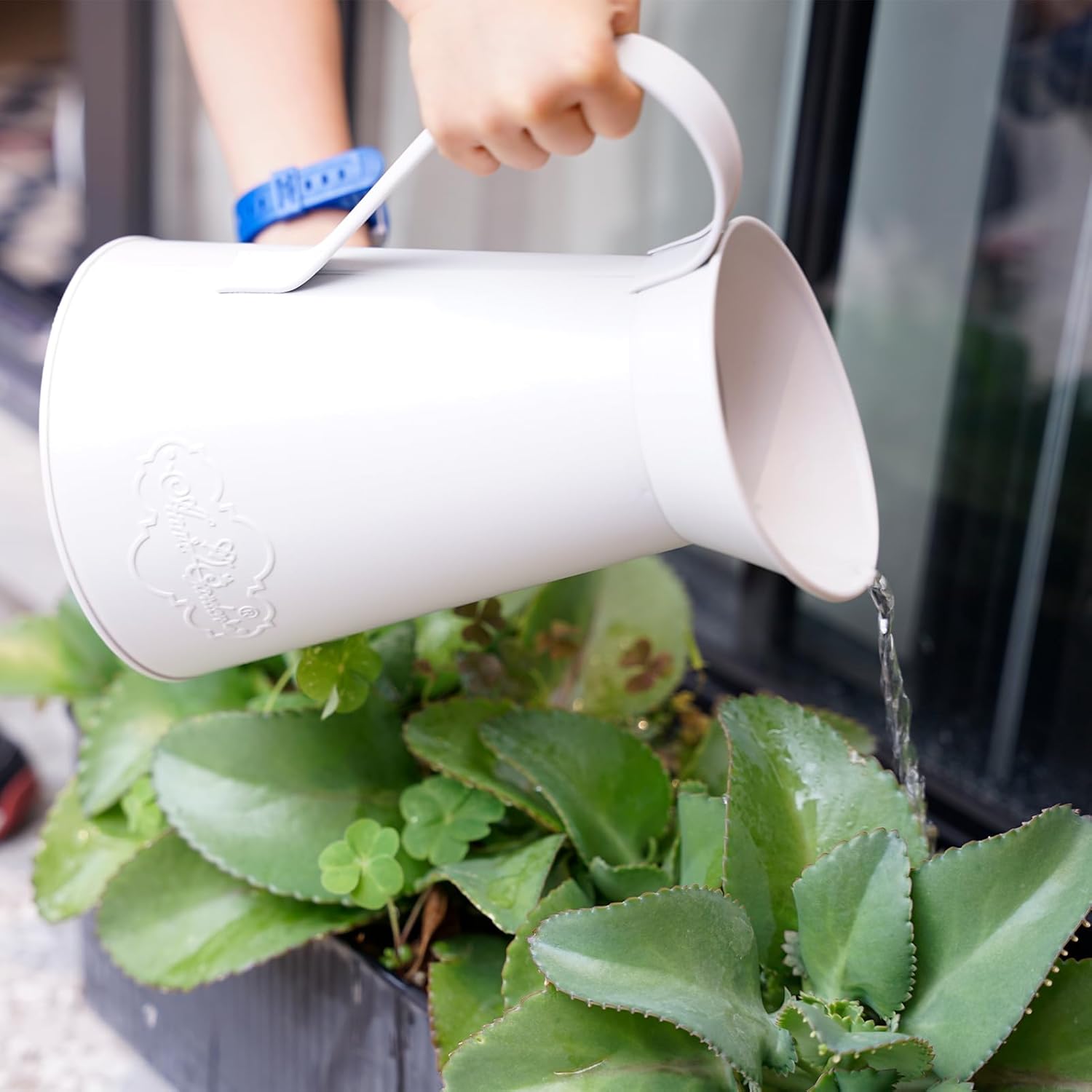 Rustic Metal Farmhouse Flower Pitcher Vase, Large Leakproof Milk Jug Vase for Home Decor - Image 7