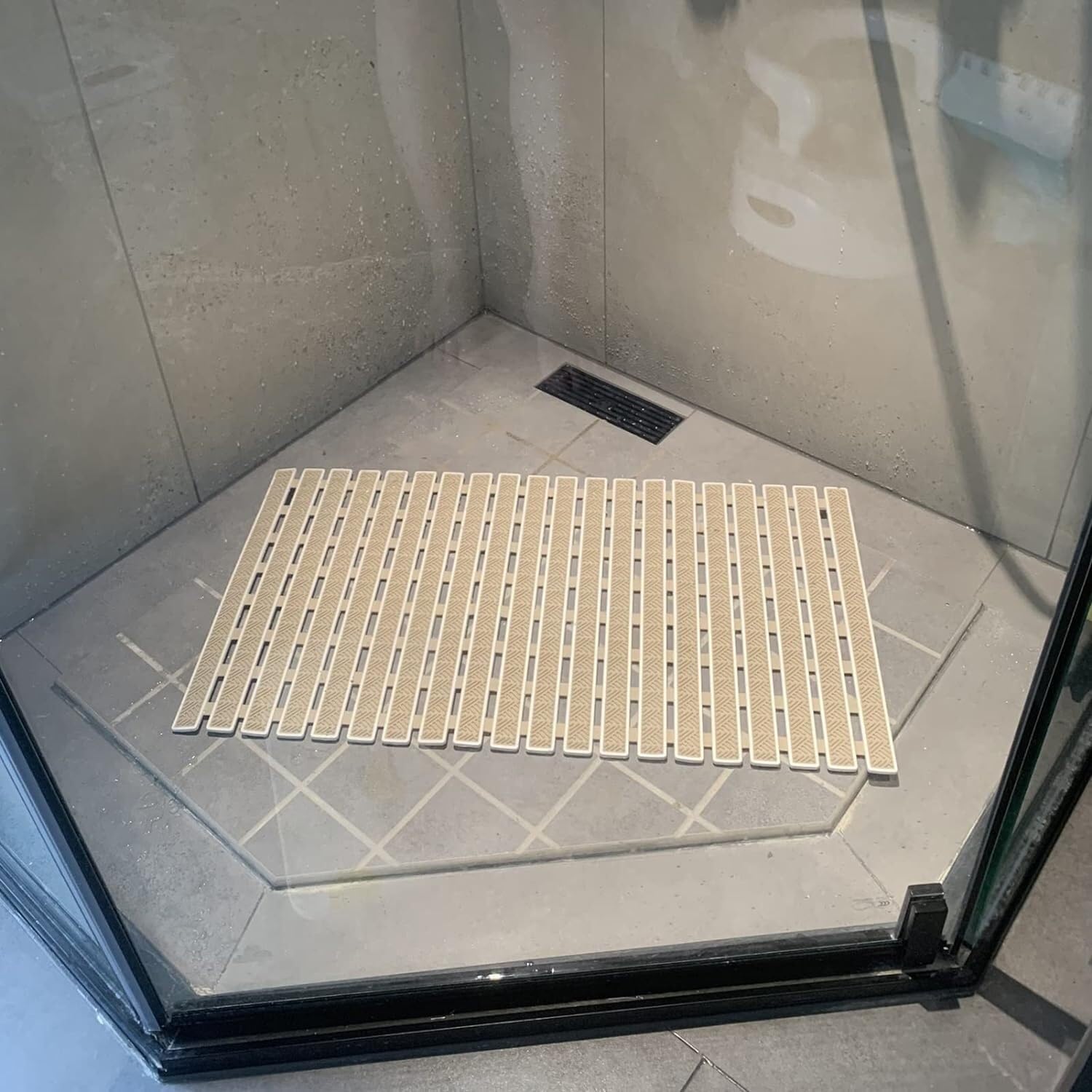 Tappetino antiscivolo in TPE drenante con ventosa Braun, 1 pezzo, 38 x 69 cm