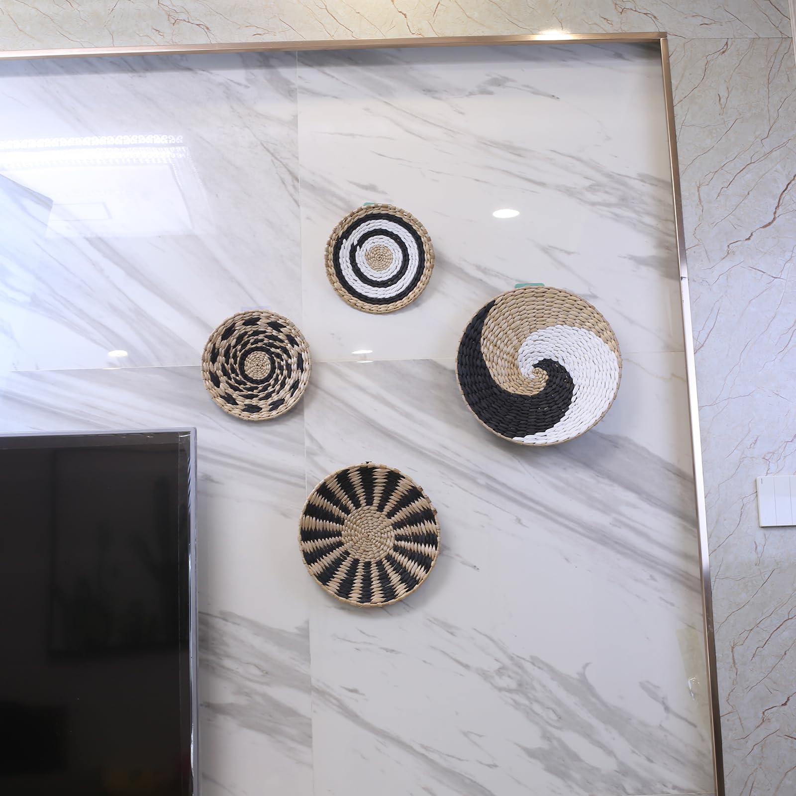 Cesto decorativo bohémien appeso a parete, cesto da parete in paglia fatto a mano, set di decorazioni per la casa da appendere a parete rotondo, vassoio per la decorazione della parete di sfondo (R)
