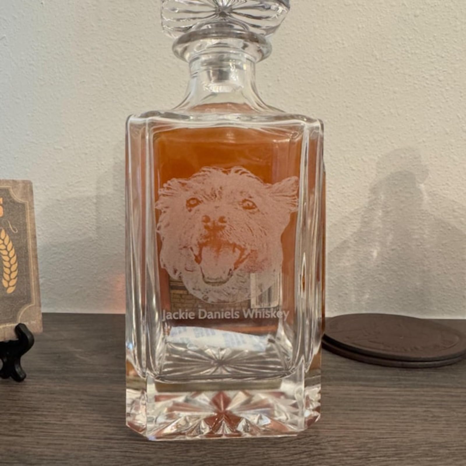 Decantador grabado personalizado con foto de perro, dispensador de whisky personalizado, regalo para amantes de los perros o dueños de mascotas, día del padre, botella de whisky de 24 onzas, regalo