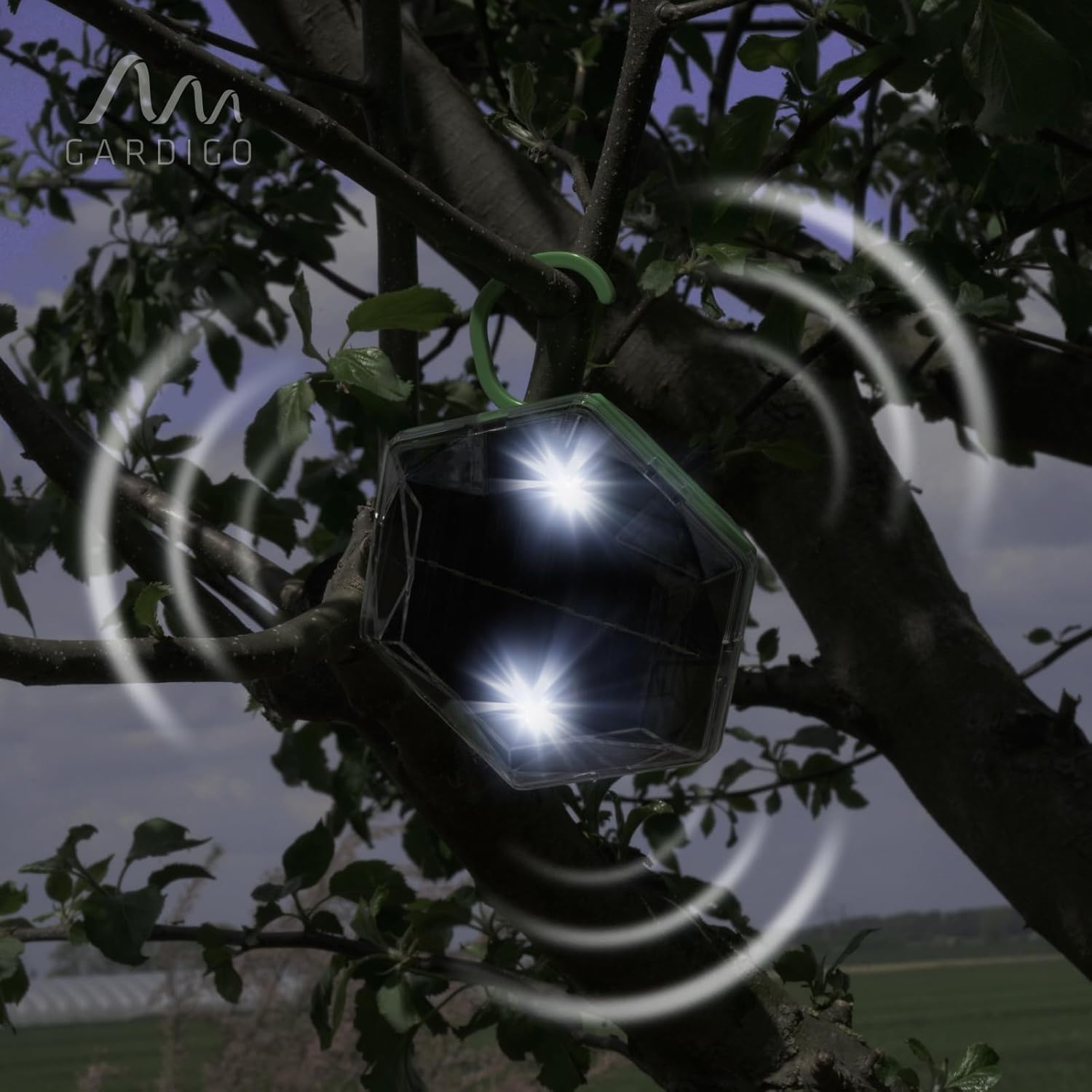 Gardigo® Dissuasore per Piccioni, Ultrasuoni per Piccioni da Esterno | Luce Led | Protezione 360°, Raggio Azione ca.7 m | Anti Piccioni | Spaventa Uccelli | Scaccia Piccioni da Balcone, Alberi