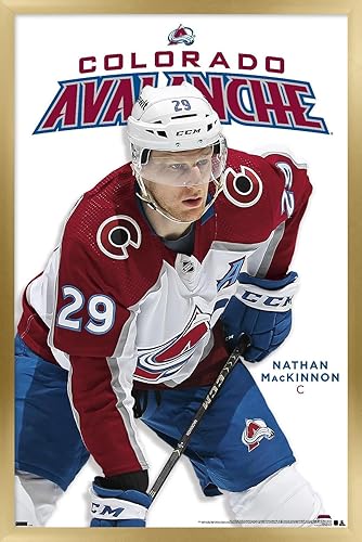 Trends International NHL Colorado Avalanche - Póster de pared de la serie 23 de Nathan MacKinnon