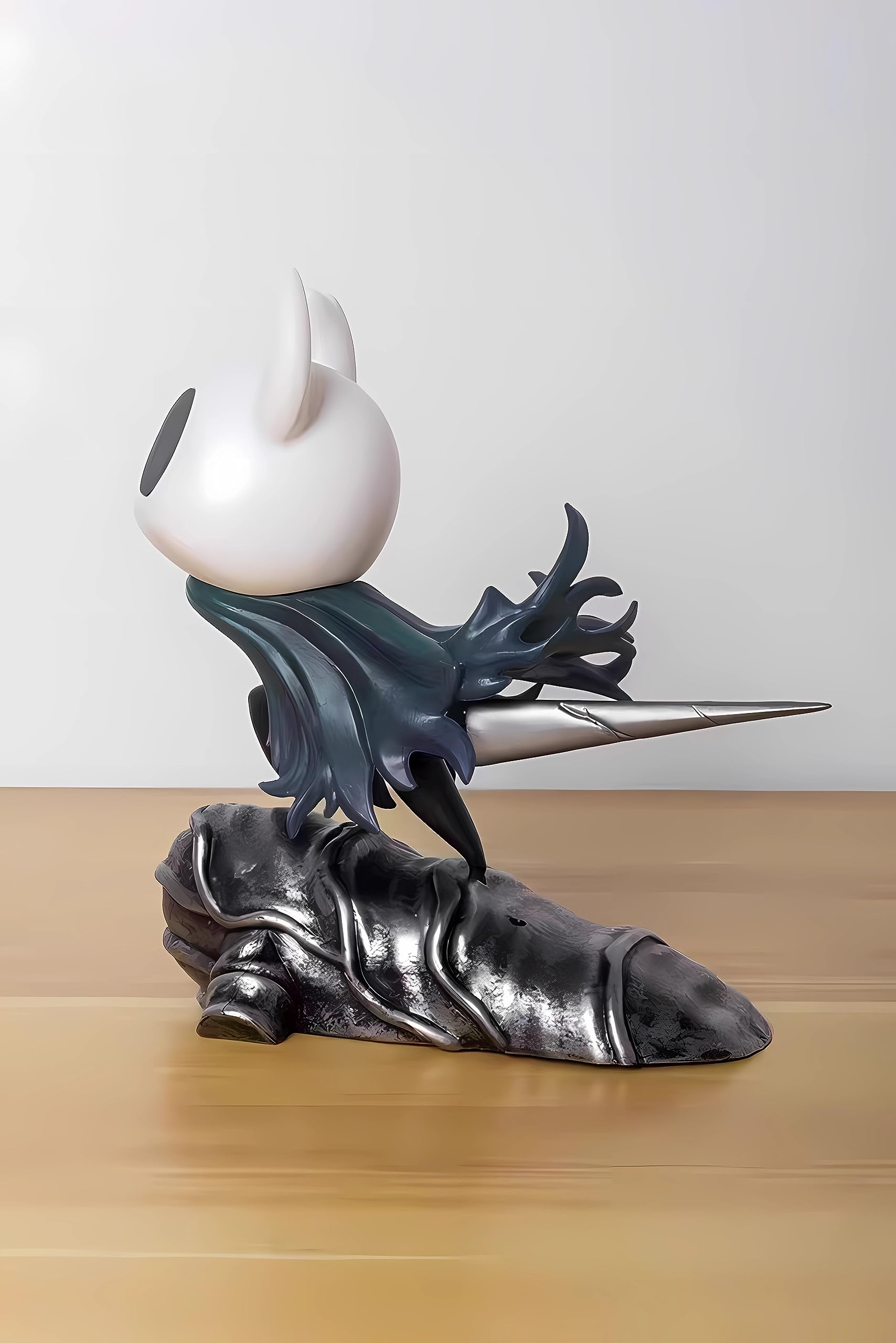 Amazon.co.jp: Hollow Knight GK ホロウナイト フィギュア 小騎士 