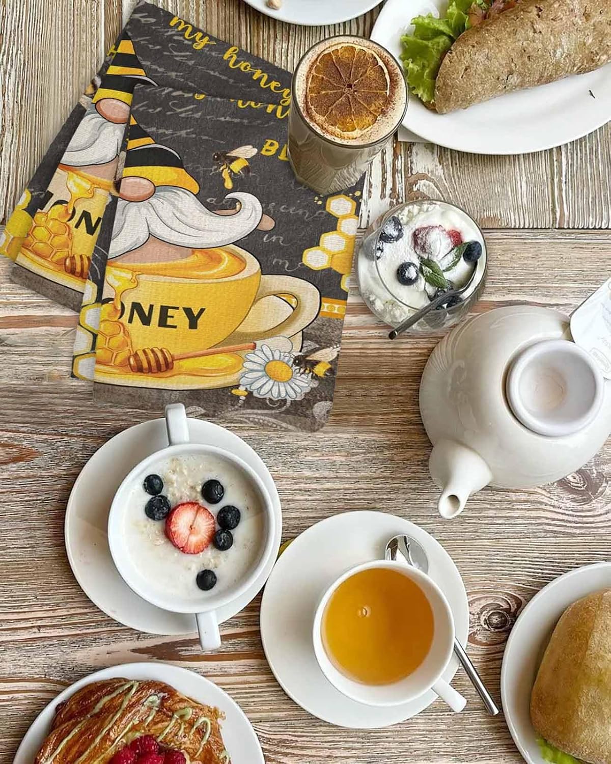 Bee Gnomes Hand Towels Set,Waffle Weave Kitchen Towels 2 Pieces,Retro Black Yellow Daisy Honey Plaid Flower Microfiber Hair Face Bath Tea Towel Absorbent Quick Drying Cleaning Dish Cloths,15.7"x23.6"