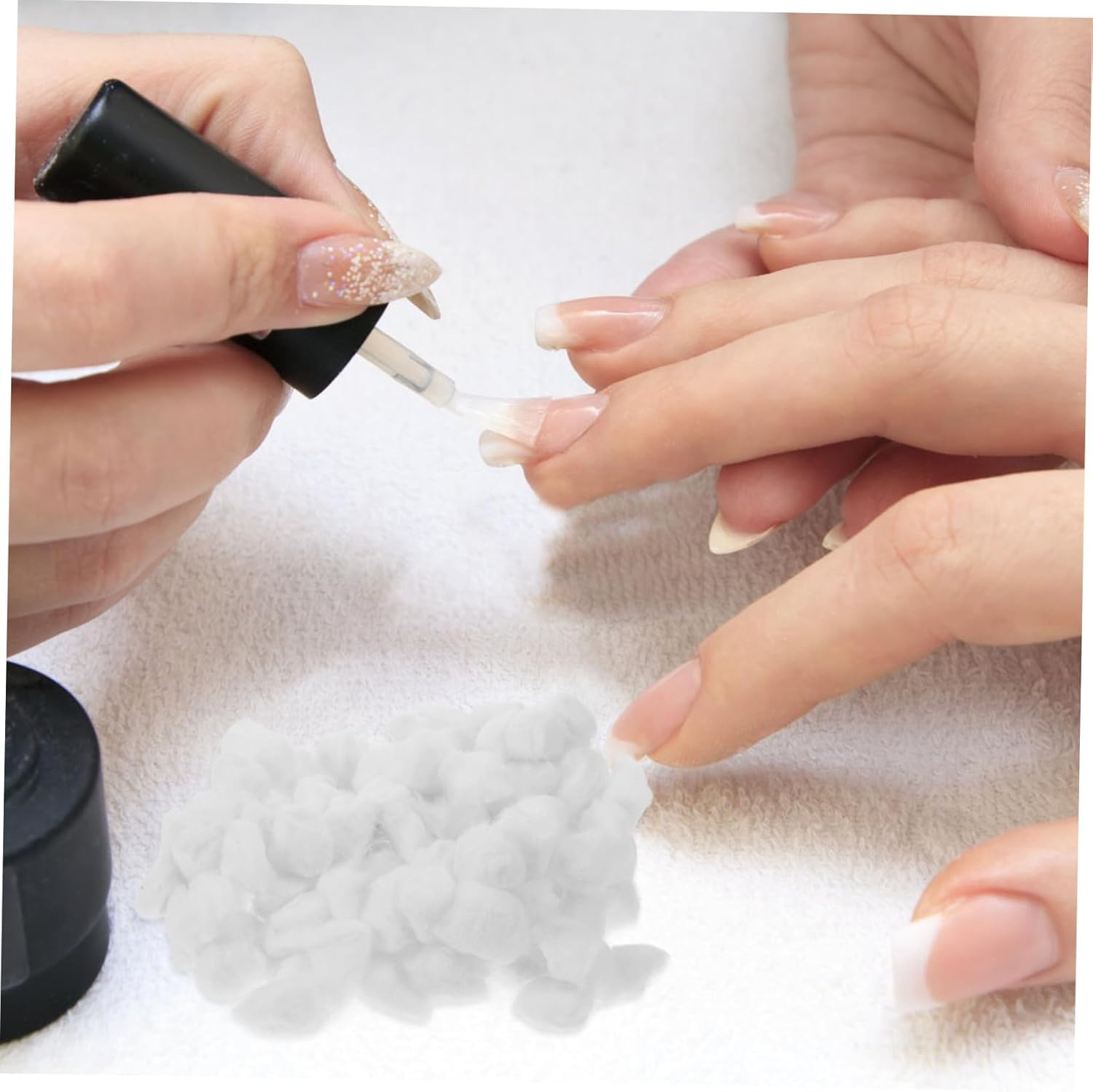 1Bag Makeup Cotton Balls for Nail Polish Removal Absorbent Soft Gentle Texture for All Skin Types for Daily Cleaning and Care