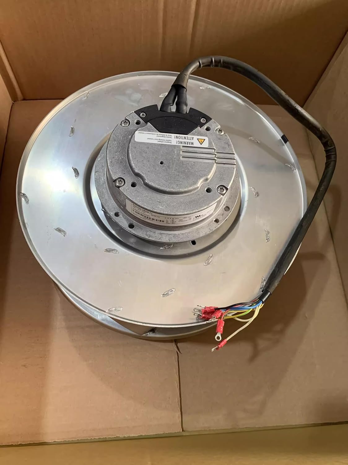 R3G355-AM29-71 8-Wire AC 200-277V 3.15A 630/870W Cooling Fan