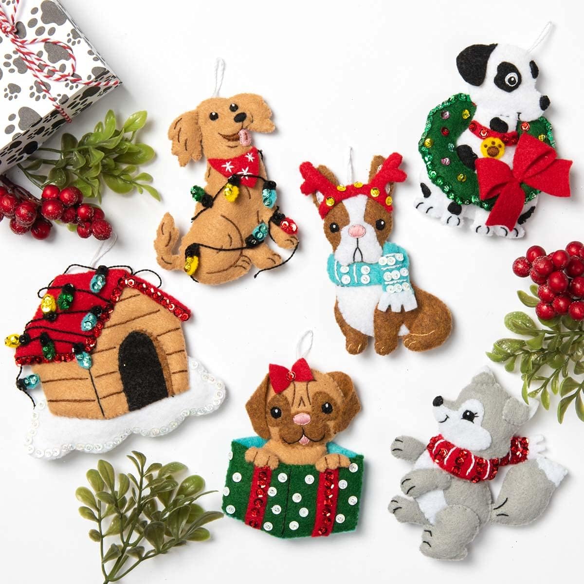 Bucilla, Christmas Dogs, Felt Applique Ornament Kit, Set of 6 (89283E)