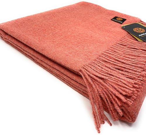 Vista 32 de Manta Cityscape 100% pura lana de alpaca bebé 6.6 pies de largo x 4.25 pies de ancho Ropa de cama hipoalergénica, suave y acogedora (Venecia)