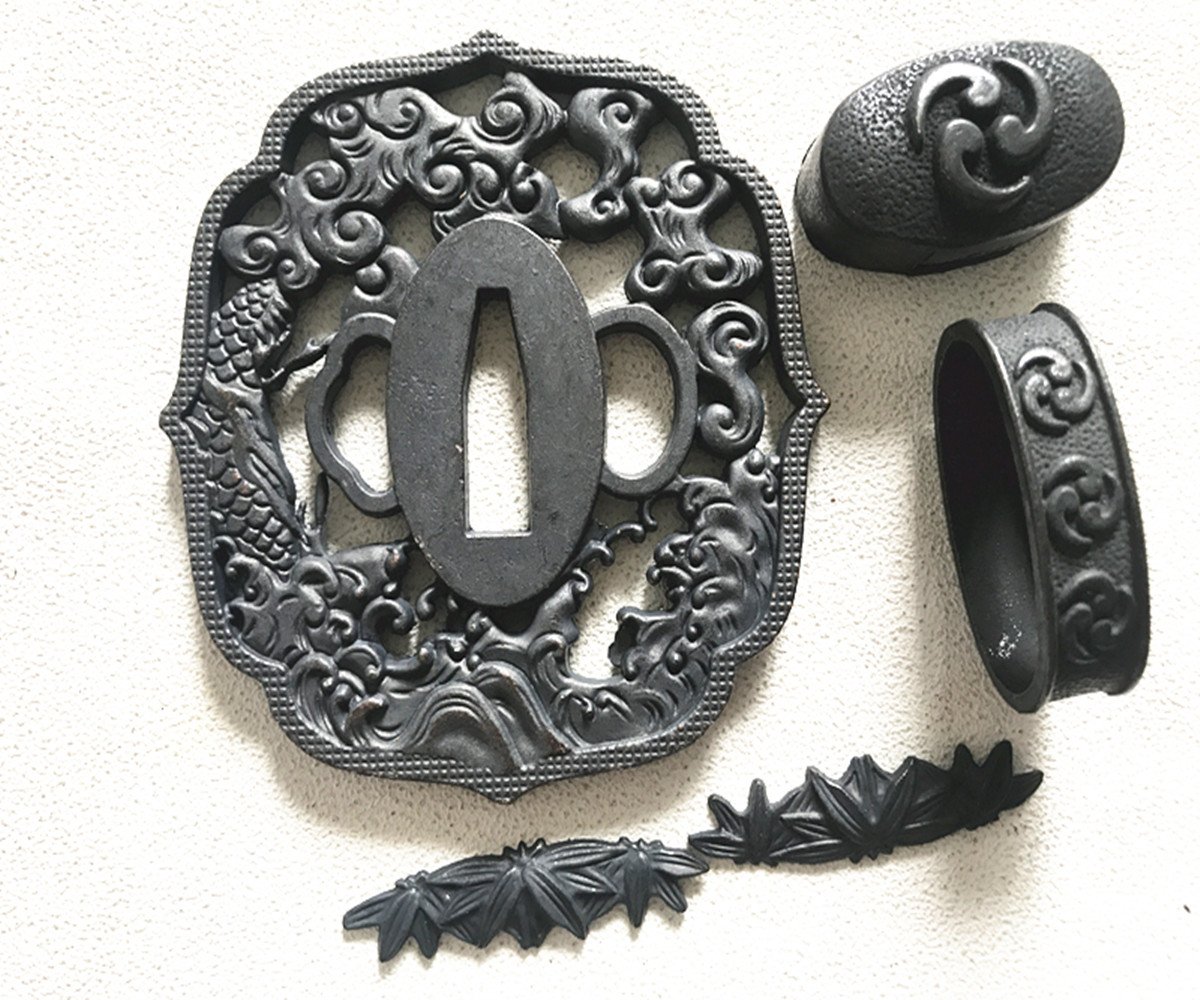 Japanese Handmade Samurai Sword Alloy Tsuba Fuchi Kashira Menuki Set A014 (2, B)
