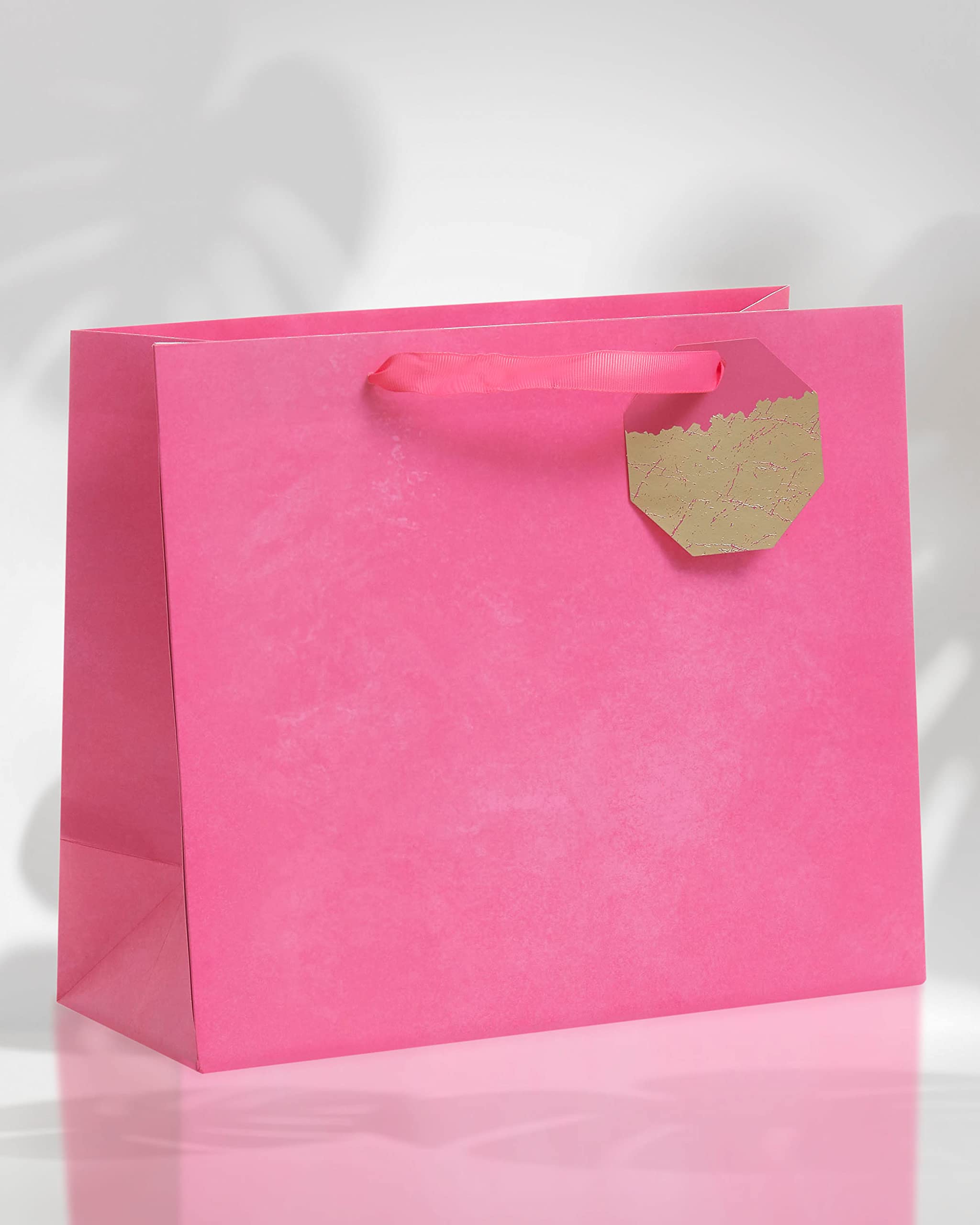 UK Greetings, Pink, Pack of 1 - Image 2