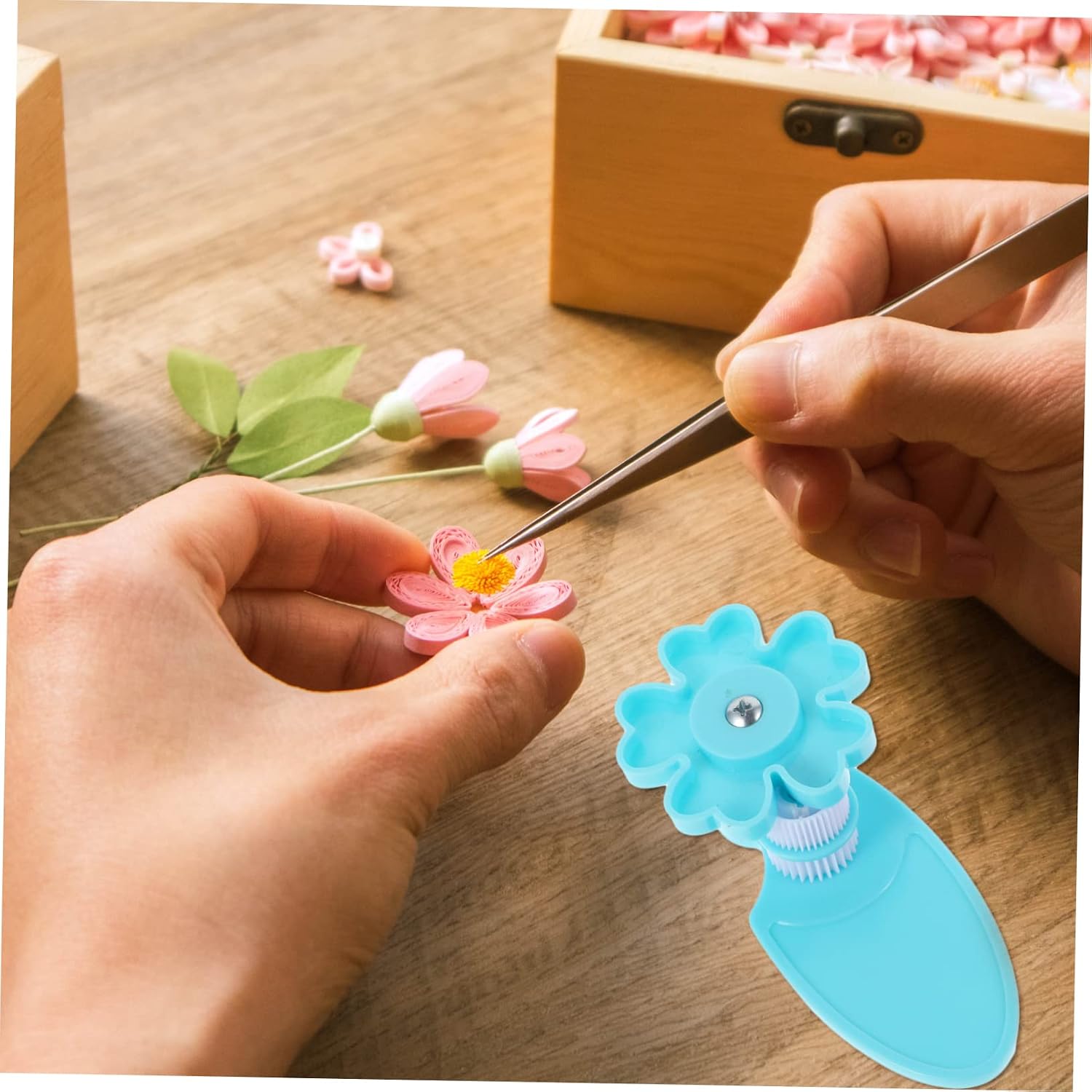 MUELODSIC 2pcs Wave Curling Paper Crimping Tools for DIY Crafting Durable Papercraft Supplies for Beginners Professionals Comfortable Grip for Easy Twirling and Curling