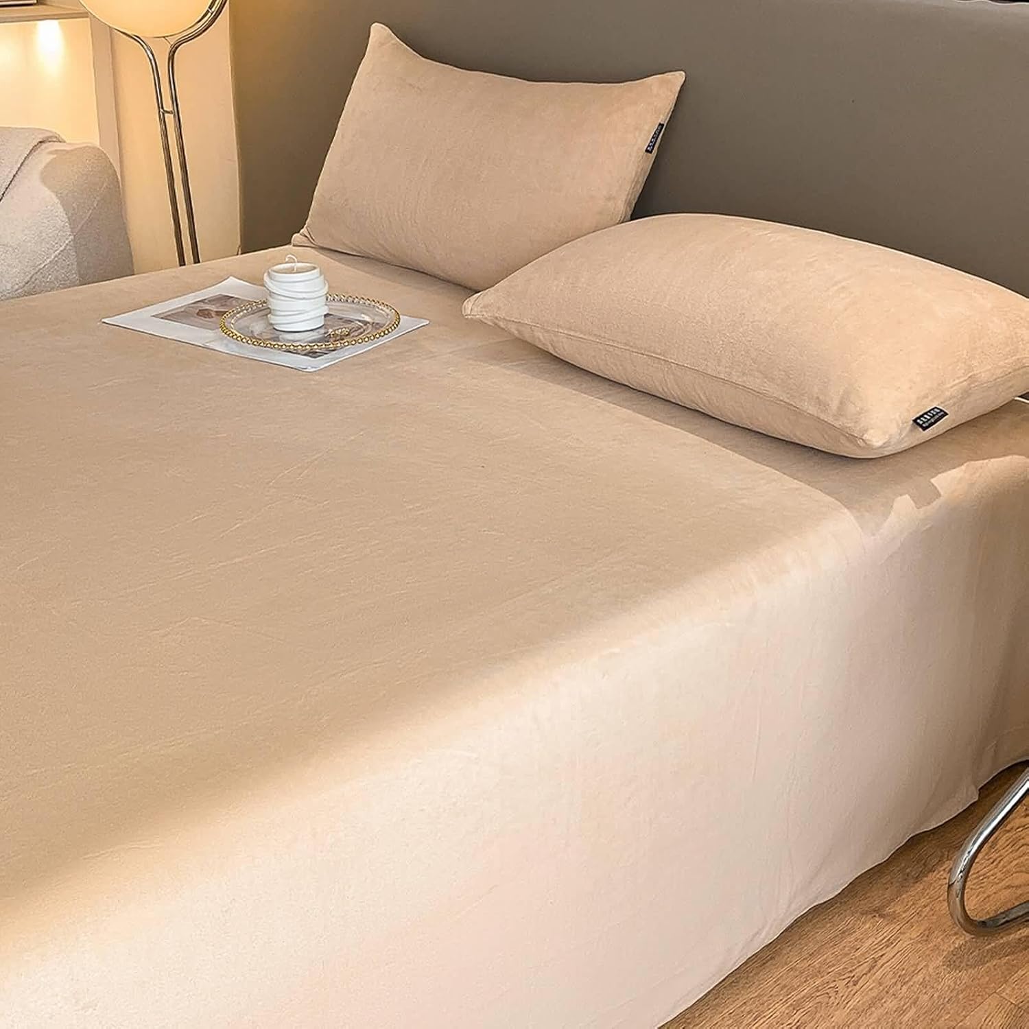 Beydodo Flat Sheet 48 x 90 inch, Bed Sheet Solid Color, Sof and Comfortable Milk Velvet Bed Covers 120x230cm