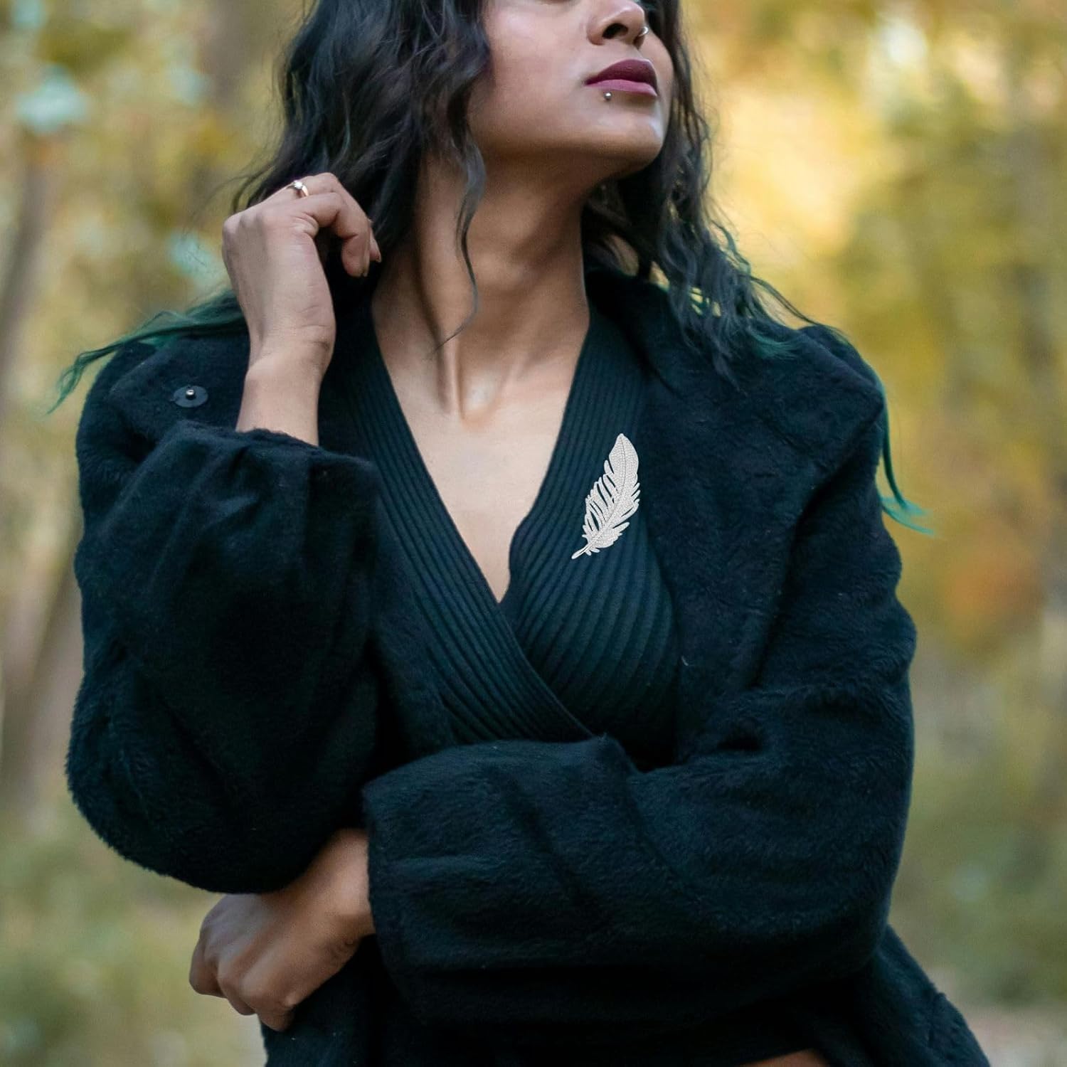 Feather Brooch for Women Peacock Feather Brooch Rhinestone Feather Lapel Pin Gift for Wife Mom Bride Bridesmaid - Image 4