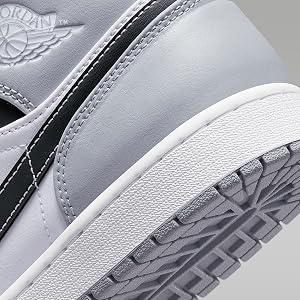 Amazon | [ナイキ] エア ジョーダン 1 ミッド AIR JORDAN 1 MID ライト