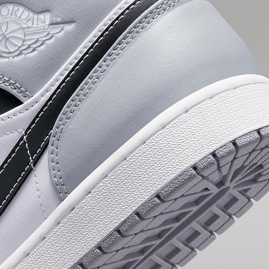 Amazon | [ナイキ] エア ジョーダン 1 ミッド AIR JORDAN 1 MID ライト