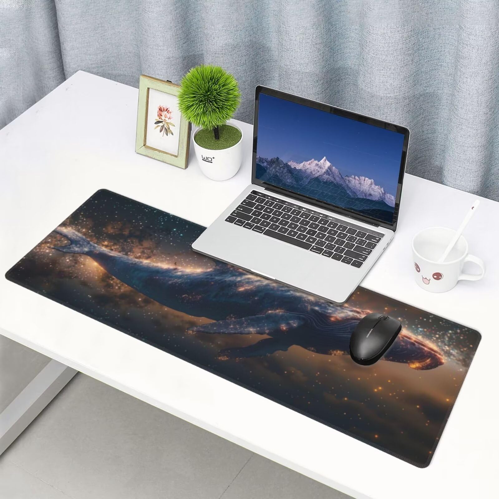 Tappetino Mouse, Tappetino Mouse Gaming Grande XXL 1500x800x3mm Tappetino Scrivania Mouse Pad, Base in Gomma Antiscivolo, Bordi Cuciti,Lavabile, Mousepad per Ufficio e Gaming (Balena stellata) R-680