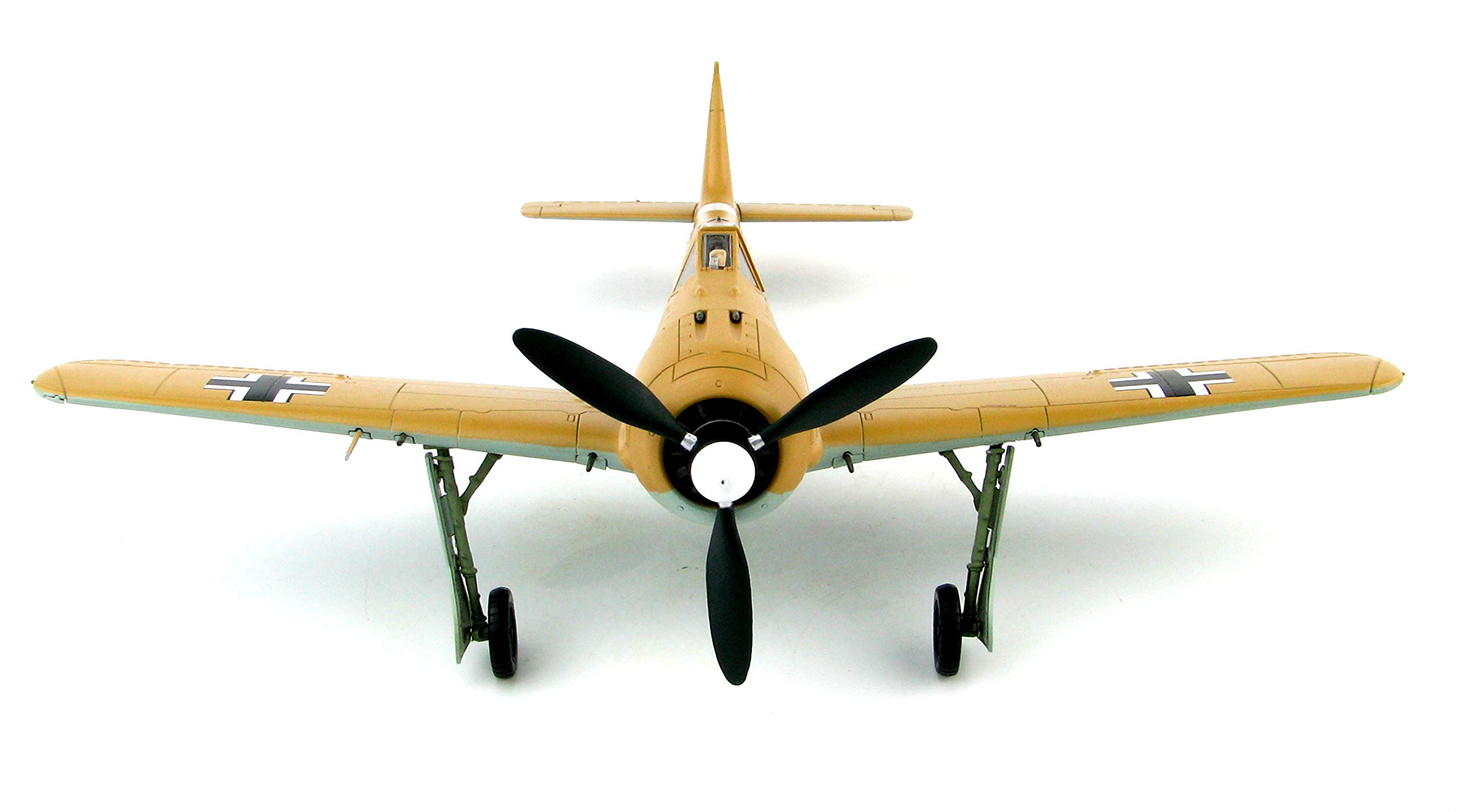 Amazon | HOBBY MASTER 1/48 Fw190A-4 フォッケウルフ アドルフ