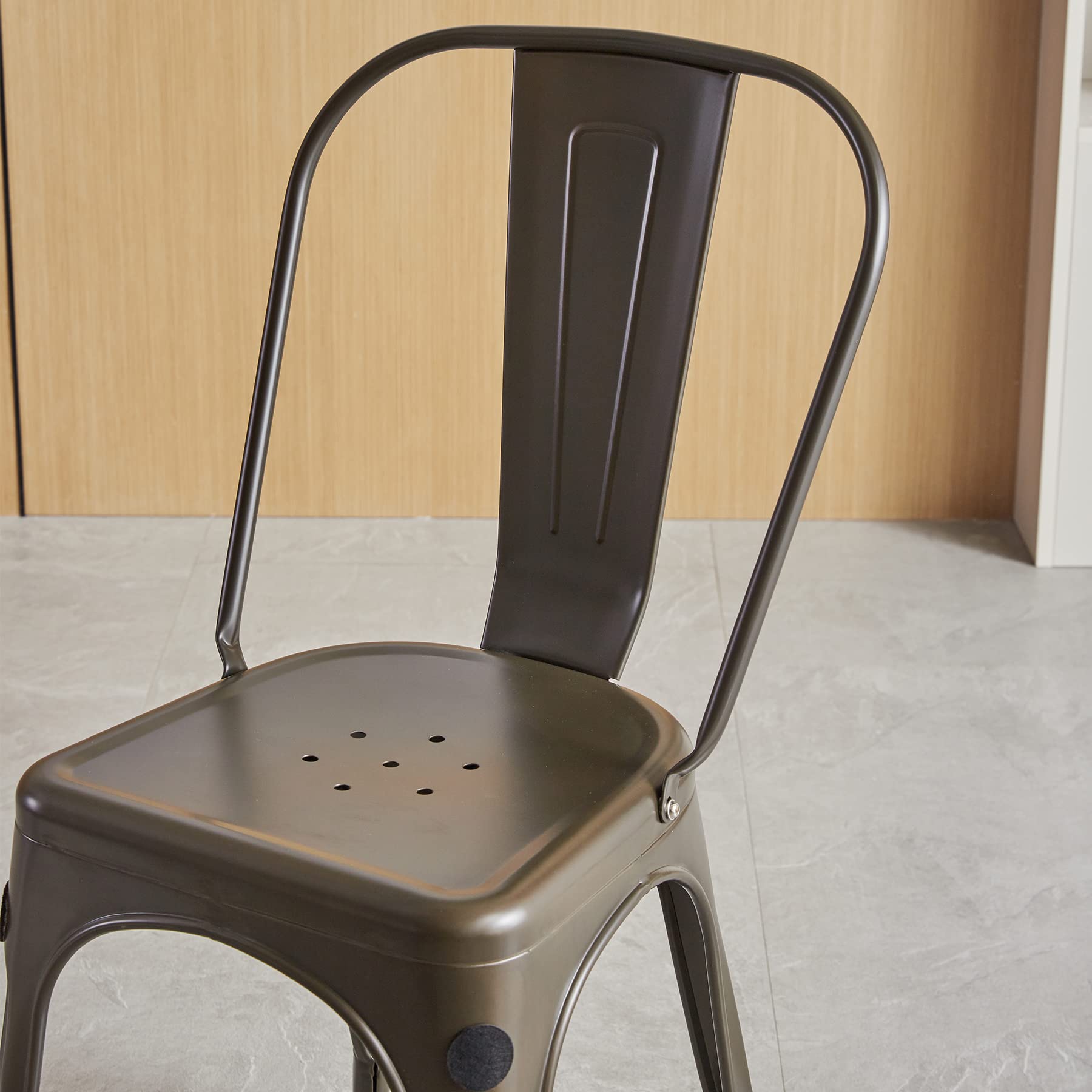 BenyLed Set di 8 Sedie da Pranzo in Metallo Impilabili in Stile Industriale, Stile Vintage, Adatto per Interni ed Esterni, Sedia da Giardino (Bronzo)