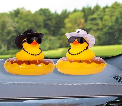 Miniatura 6 de Adornos de pato amarillo para automóvil, decoraciones únicas de pato de goma para tablero de instrumentos con mini gafas de sol, anillo de natación,