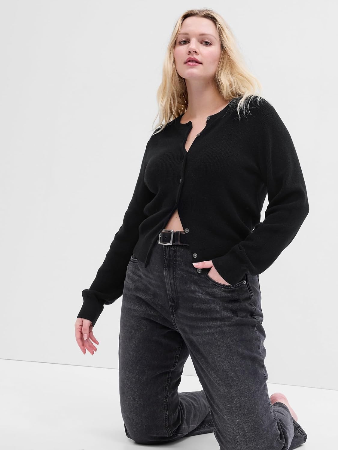 Gap Womens Ribbed Cardigan - Image 2