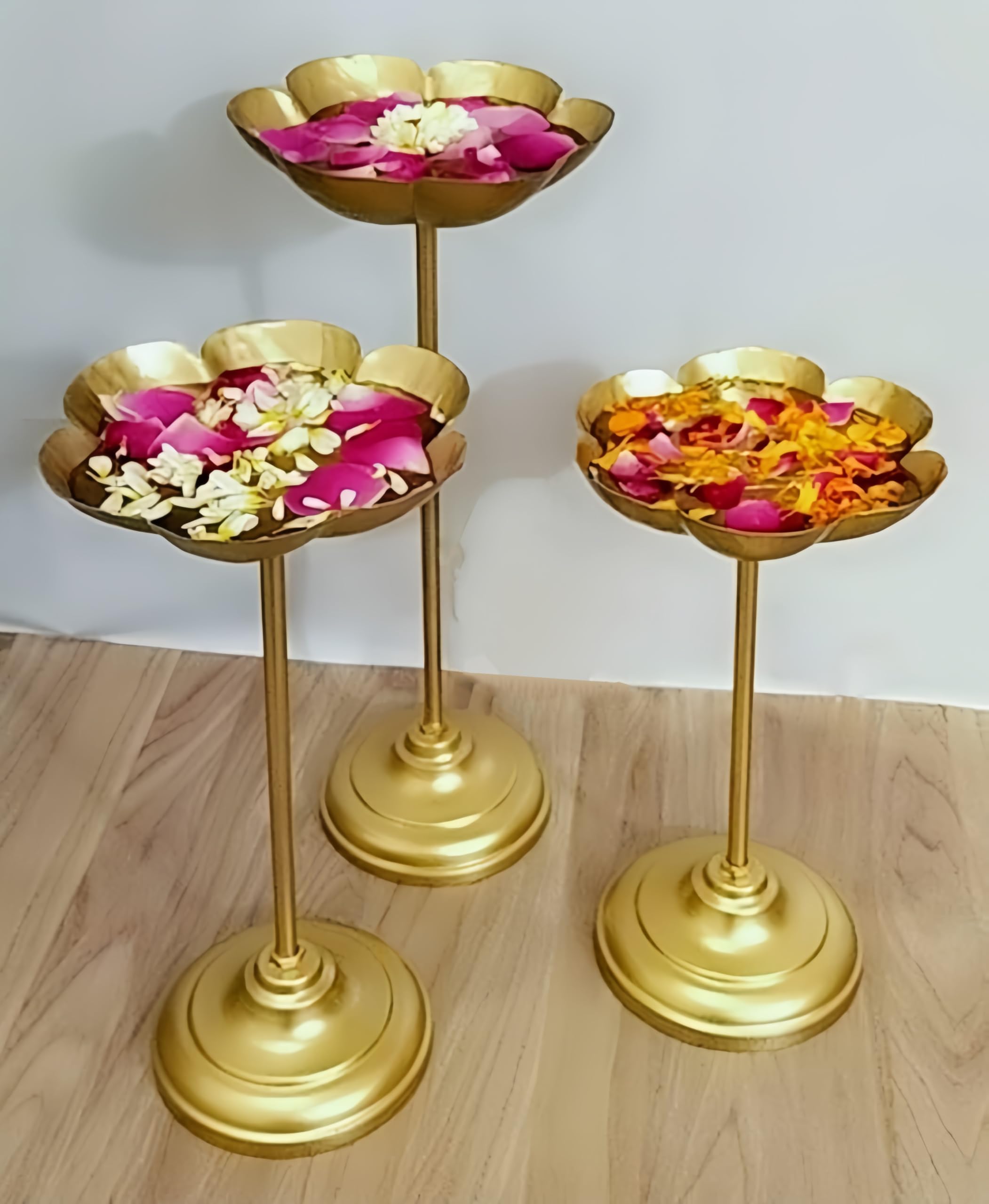 See full amazon price history chart for ARVALLEY® Decorative Urli Bowl Tealight Holder Stand | Urli Stand Set of 3 for Decoration | Floating Diya Stand Home Decor Decorative Showpiece | Urli Bowl for Diwali and Pooja (Set of 3) ARVALLEY® Decorative Urli Bowl Tealight Holder Stand | Urli Stand Set of 3 for Decoration | Floating Diya Stand Home Decor Decorative Showpiece | Urli Bowl for Diwali and Pooja (Set of 3) (B0DG4XZ2RG) Amazon Price History, Amazon Price Tracker