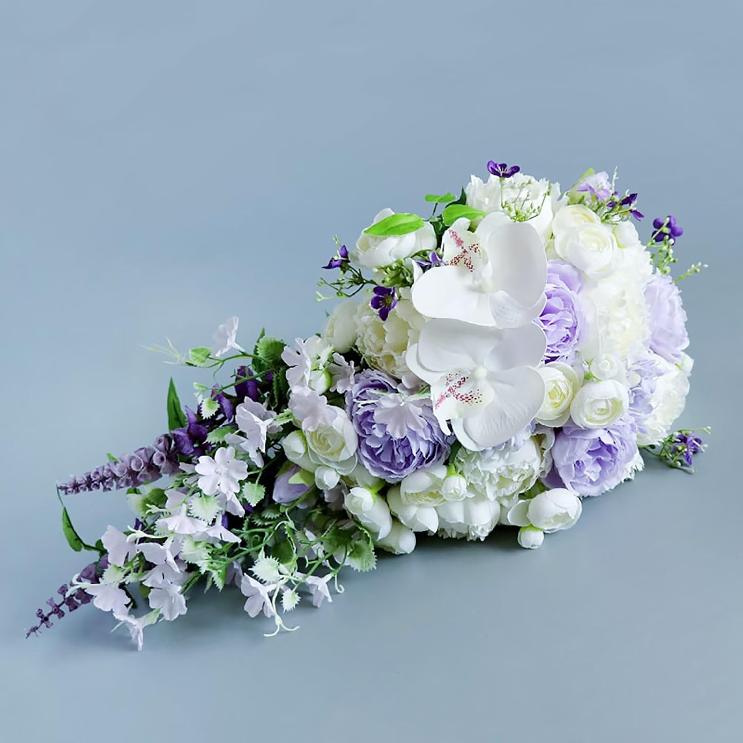 Emivery Cascading Wedding Bridal Bouquet, Artificial Light Purple Bouquet Silk Rose Arrangement for Wedding Ceremony Anniversary Party Bridal Shower