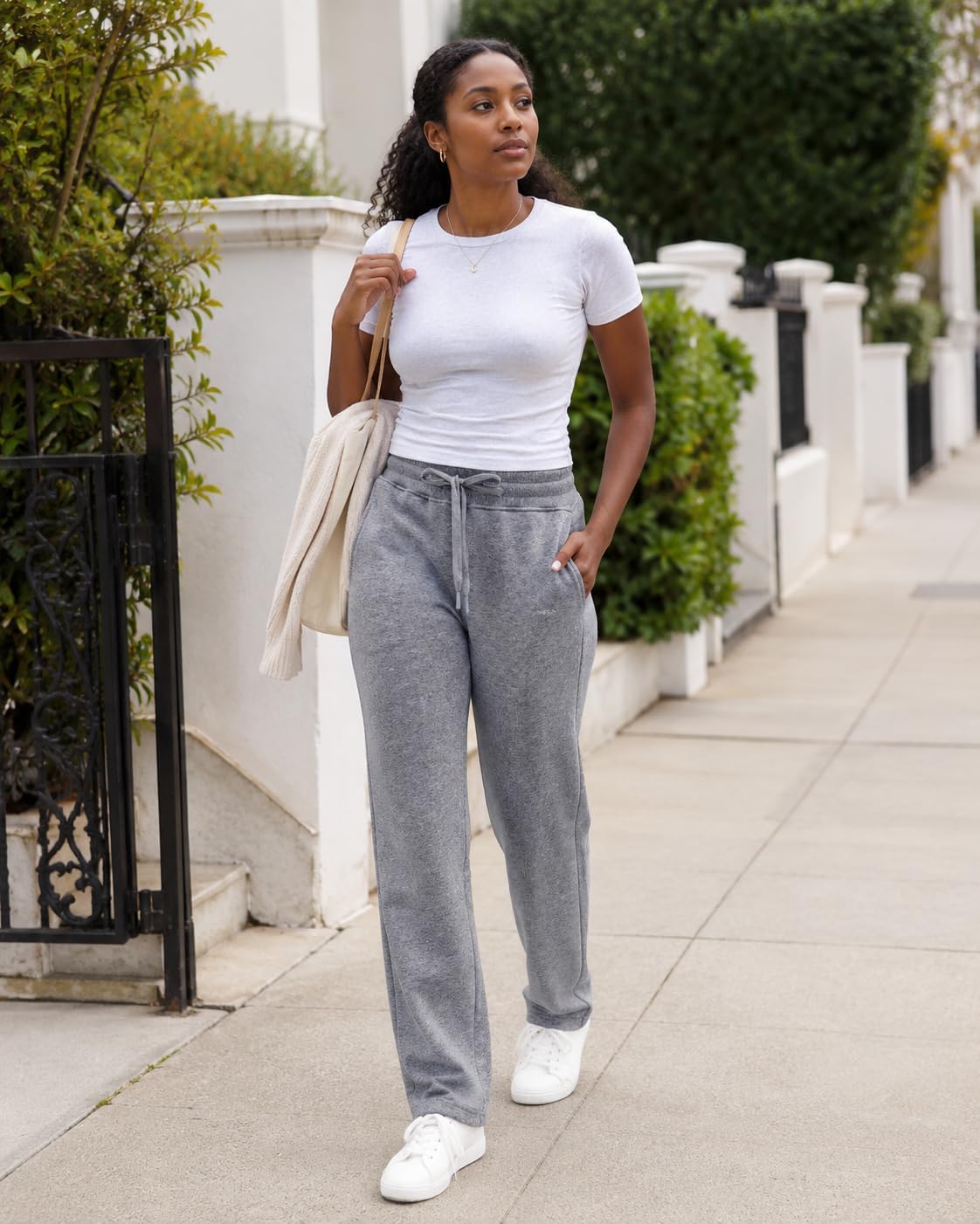 Zylioo Tall Women's Straight Leg Sweatpants 32"/34" Inseam Elastic Waist Casual Pants for Tall with Pockets Open Bottom