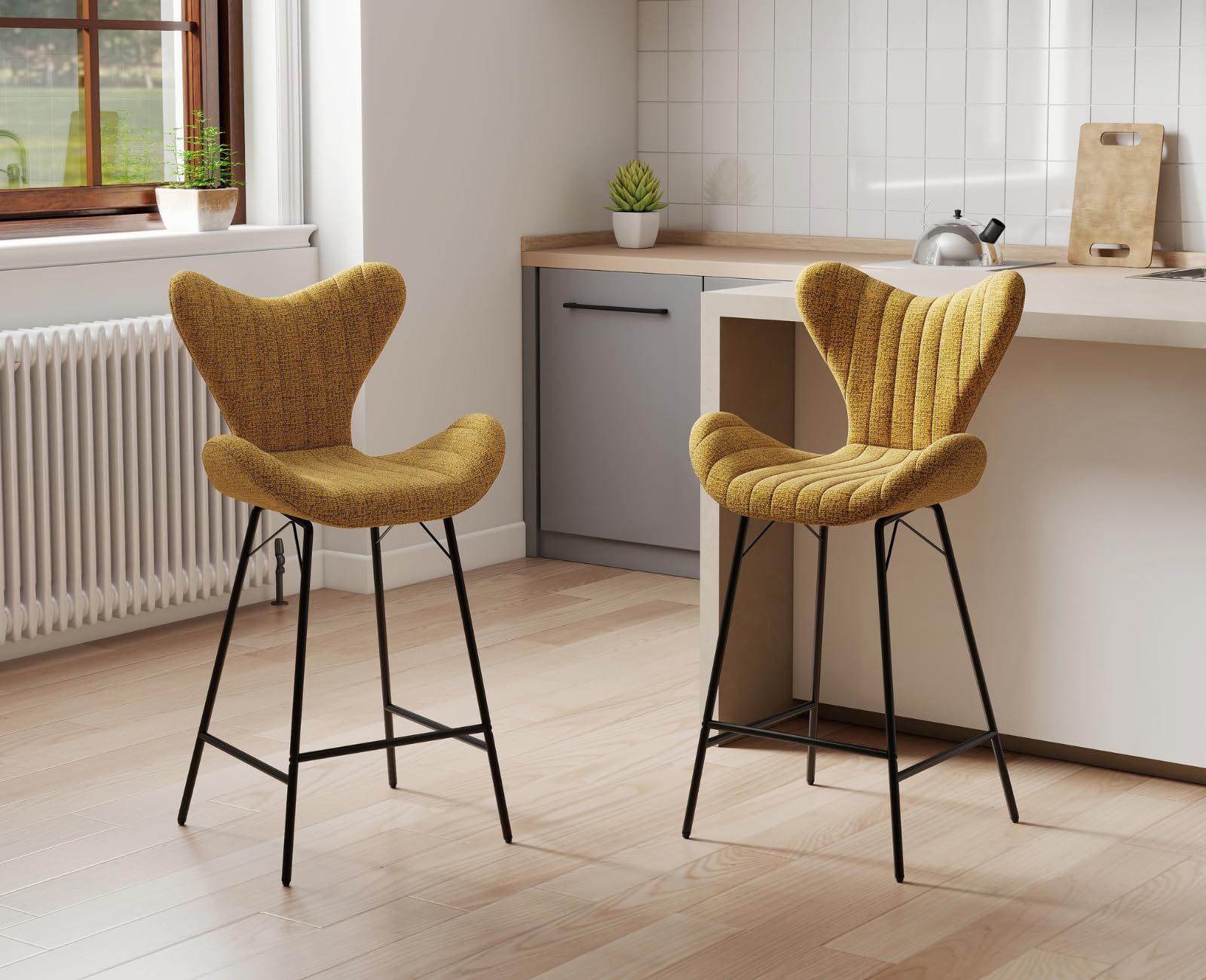Lot de 2 Tabourets de Bar en Chenille Moderne Tabourets Hauts avec Pieds en Métal Chaises de Bar avec Dossier Unique pour Cuisine, Jaune