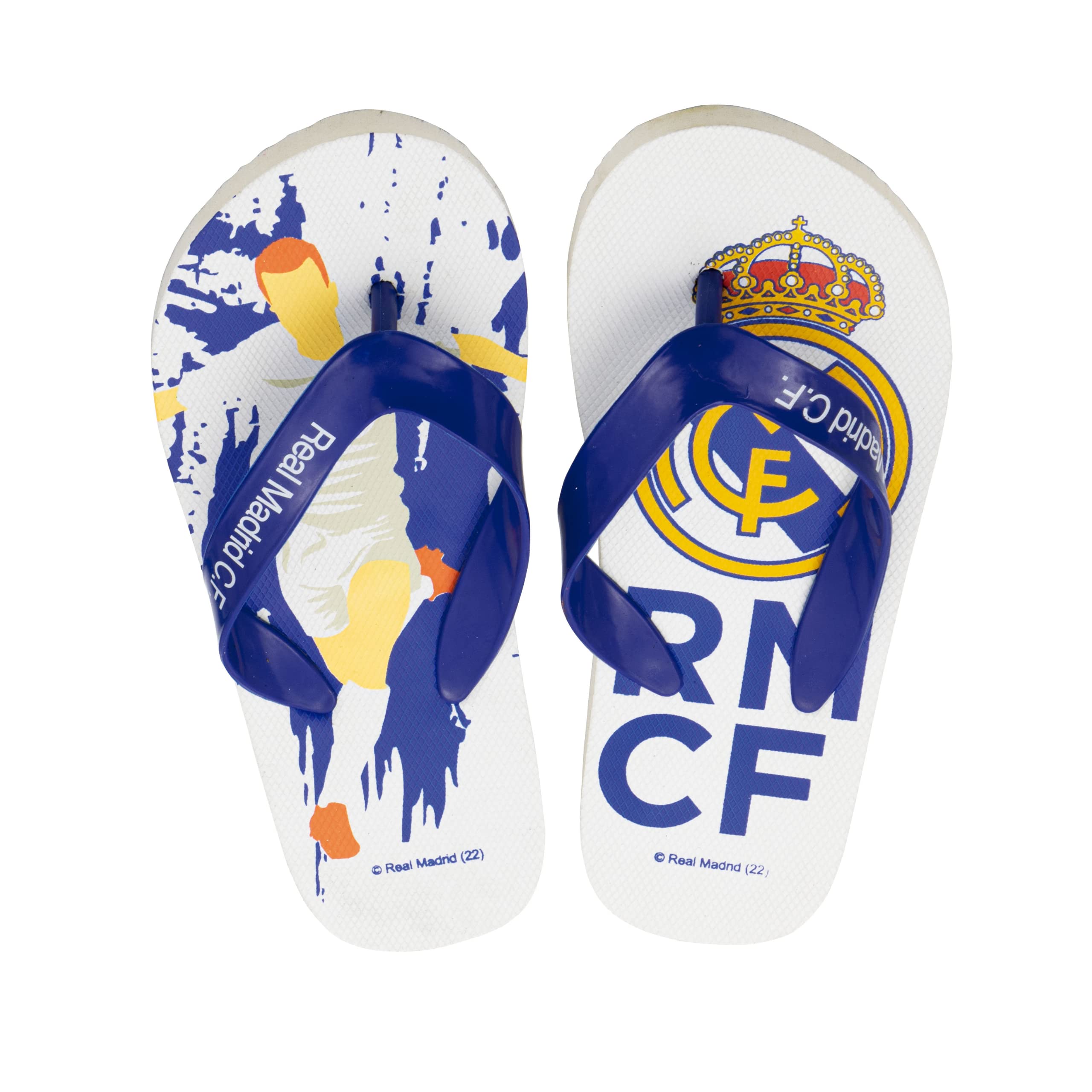 CF Real Madrid Chanclas para Niños, Clásicas y Ligeras, Diseño Club de Futbol Real Madrid, Sandalias de Verano para Niños, Regalo para Niños, Tallas EU 28 a 35
