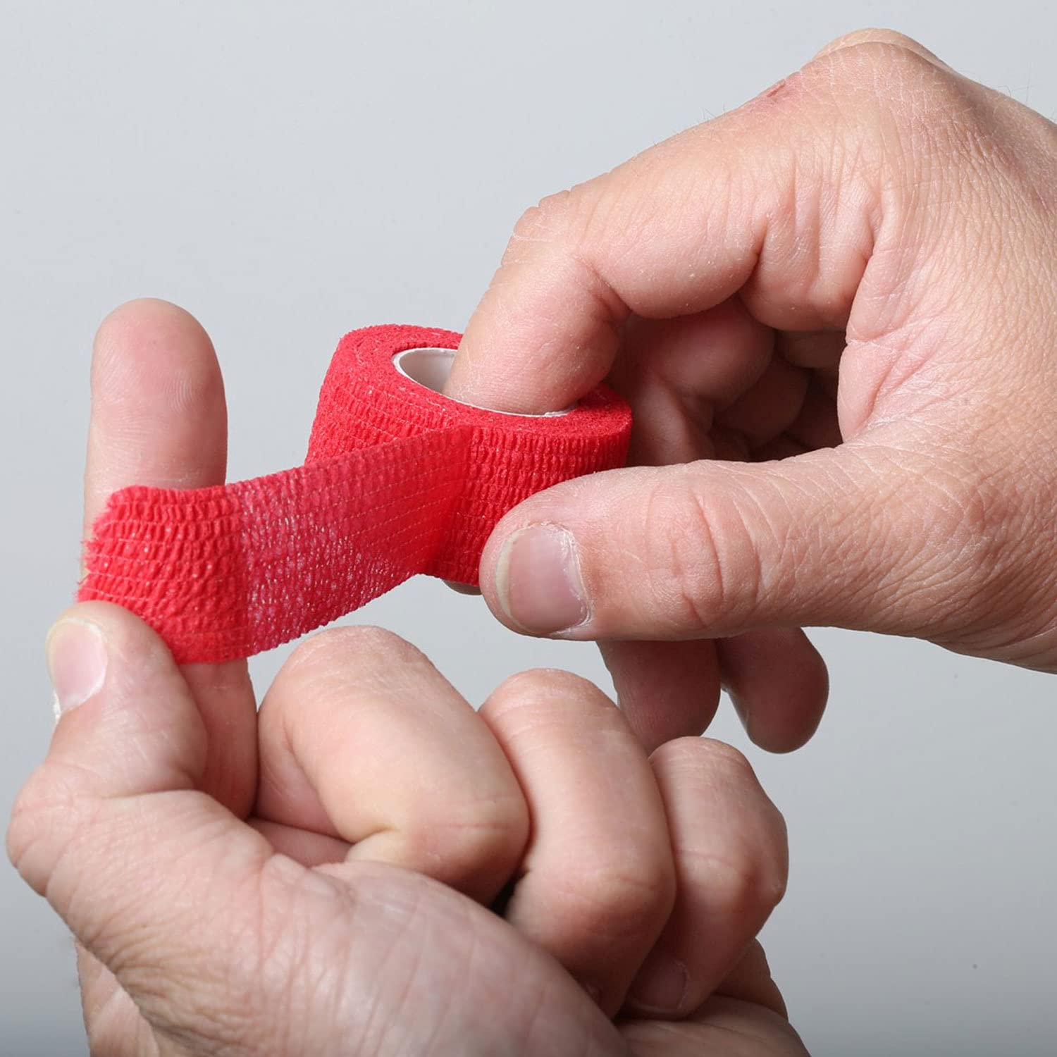 Lot de 12 rouleaux de protection des doigts auto-adhésifs, imperméables, résistants à l'huile, respirants, élastiques, déchirables à la main, protègent des blessures ou des points de pression