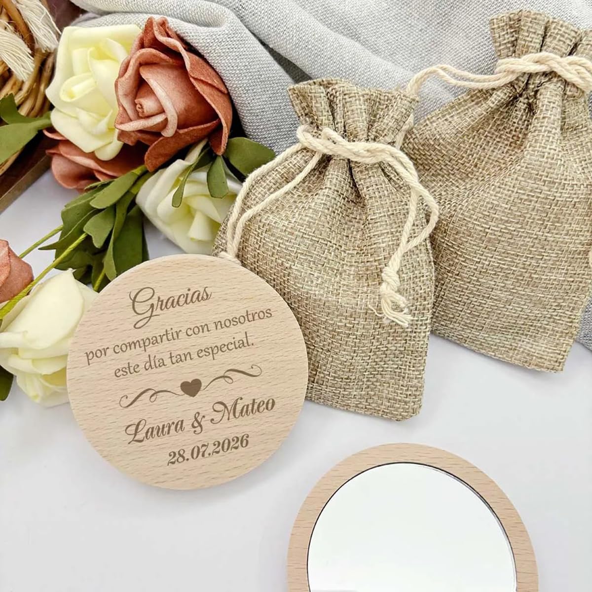 Miroir en bois personnalisé avec sac en jute pour table de mariage