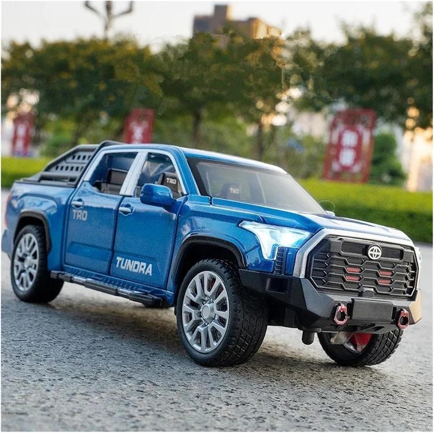 Scale car Model 1:32 for Tundra Pickup Car Diecast Metal Off-Road Vehicle Exhibition Area Model Suitable for Decoration(Green)