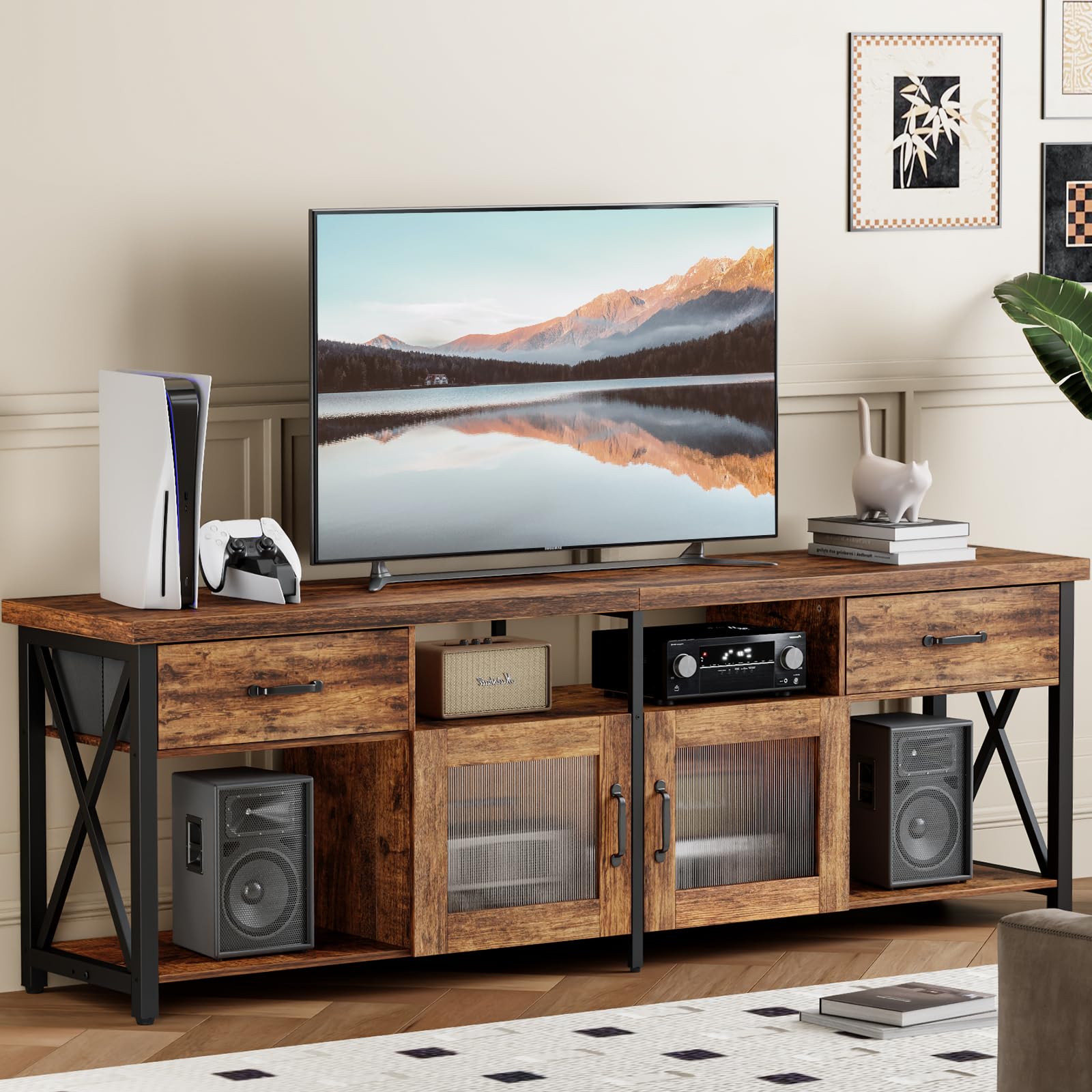 Generisch TV-Schrank mit Holzmaserung