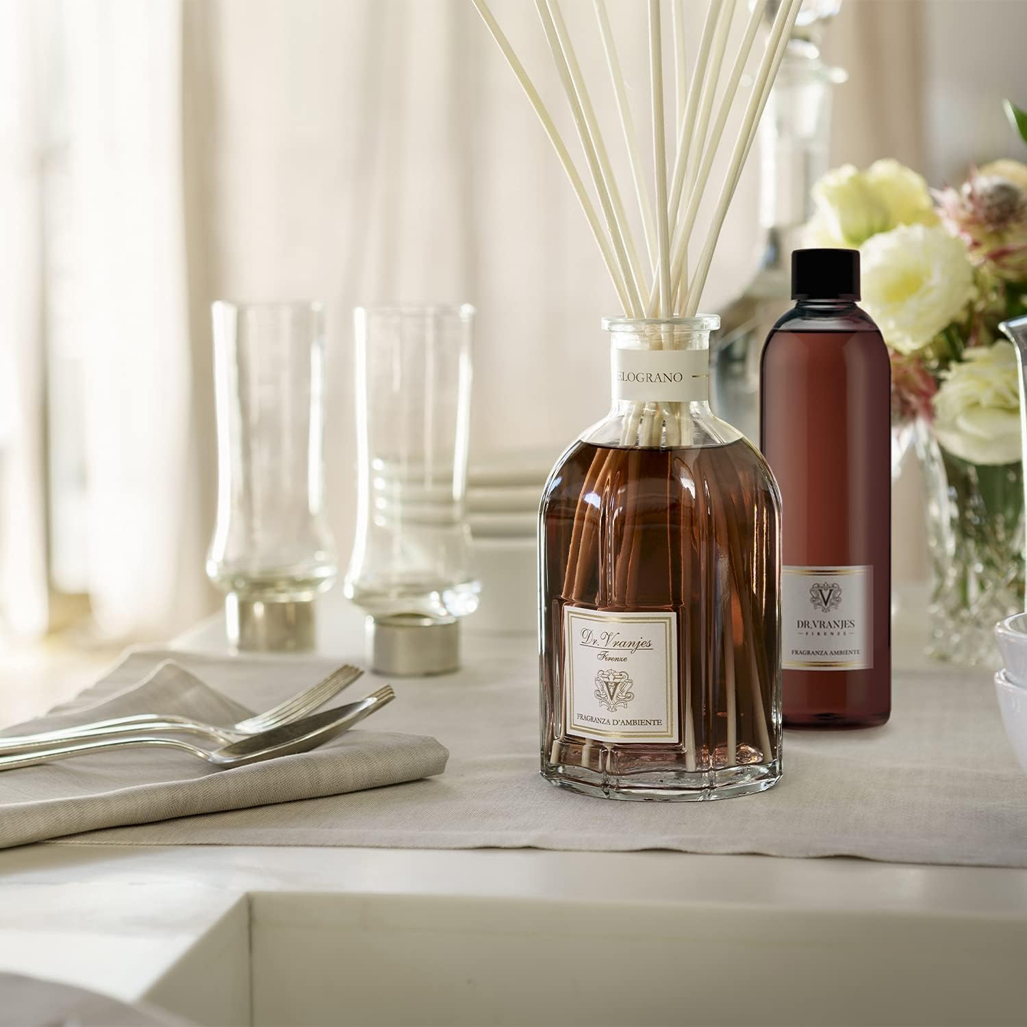 Dr. Vranjes - Melograno 250 ml Diffuser + Doppelback Weiße Stäbchen (3 Stück) – Luxuriöser Raumduft, Hergestellt in Italien, Hauptnoten: Fruchtig, Duftpyramide: Granatapfel, Wassermelone, Jasmin