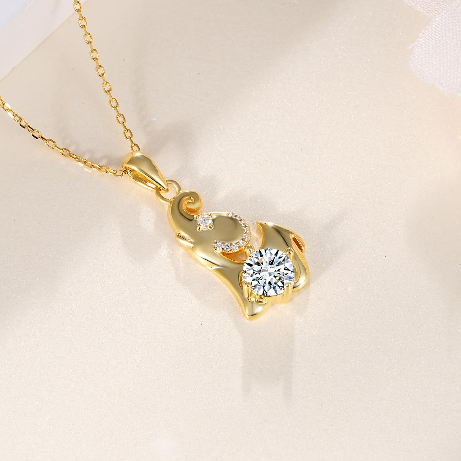 Animal Moissanite Necklace 925 Sterling Silver Moissanites Necklaces for Women Animal Pendant with Moissanite Stone Jewelry Gifts for Women