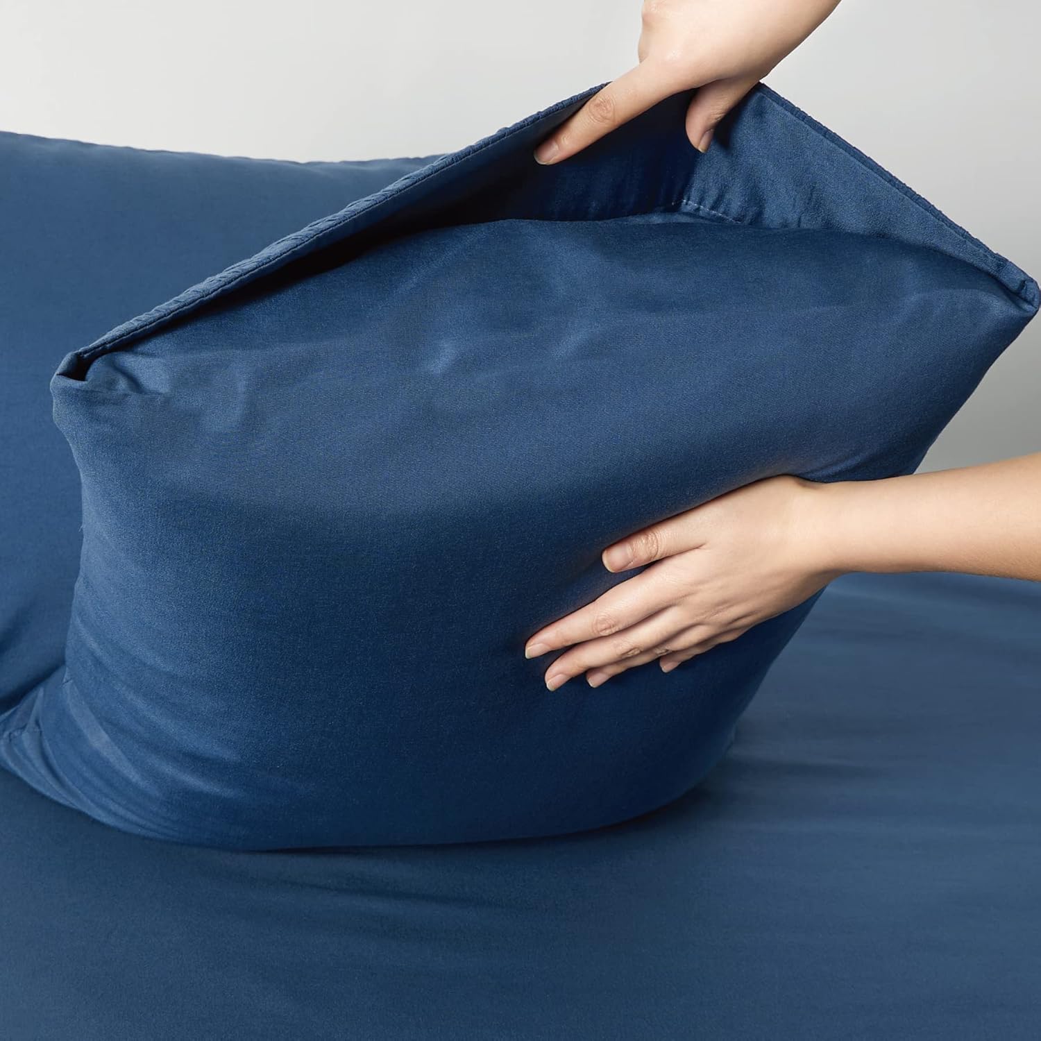 Bedsure Queen Bed Sheets Set Navy - Soft 1800 Sheets for Queen Size Bed, 4 Pieces Bedding Sheets & Pillowcases : Home & Kitchen