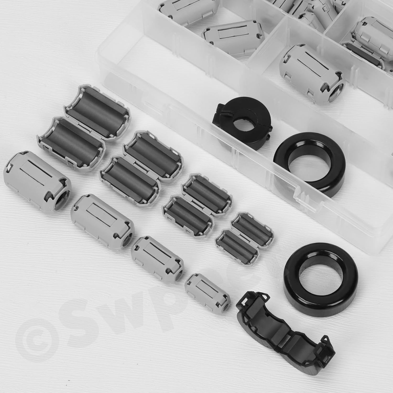 Swpeet 32Pcs 7 Sizes Grey Clip-on Ferrite Ring Core with Toroid Core Assortment Kit, RFI EMI Noise Suppressor Cable Clip for 3.5/5/7/9/13/15/42 * 24 * 16mm Diameter HDMI USB Cable