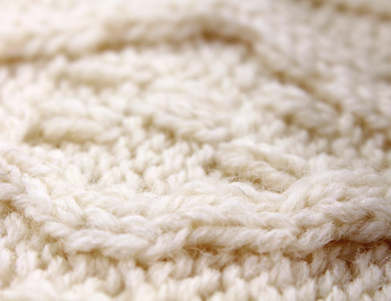 Carraig Donn Aran Knit Irish Merino Wool Blanket