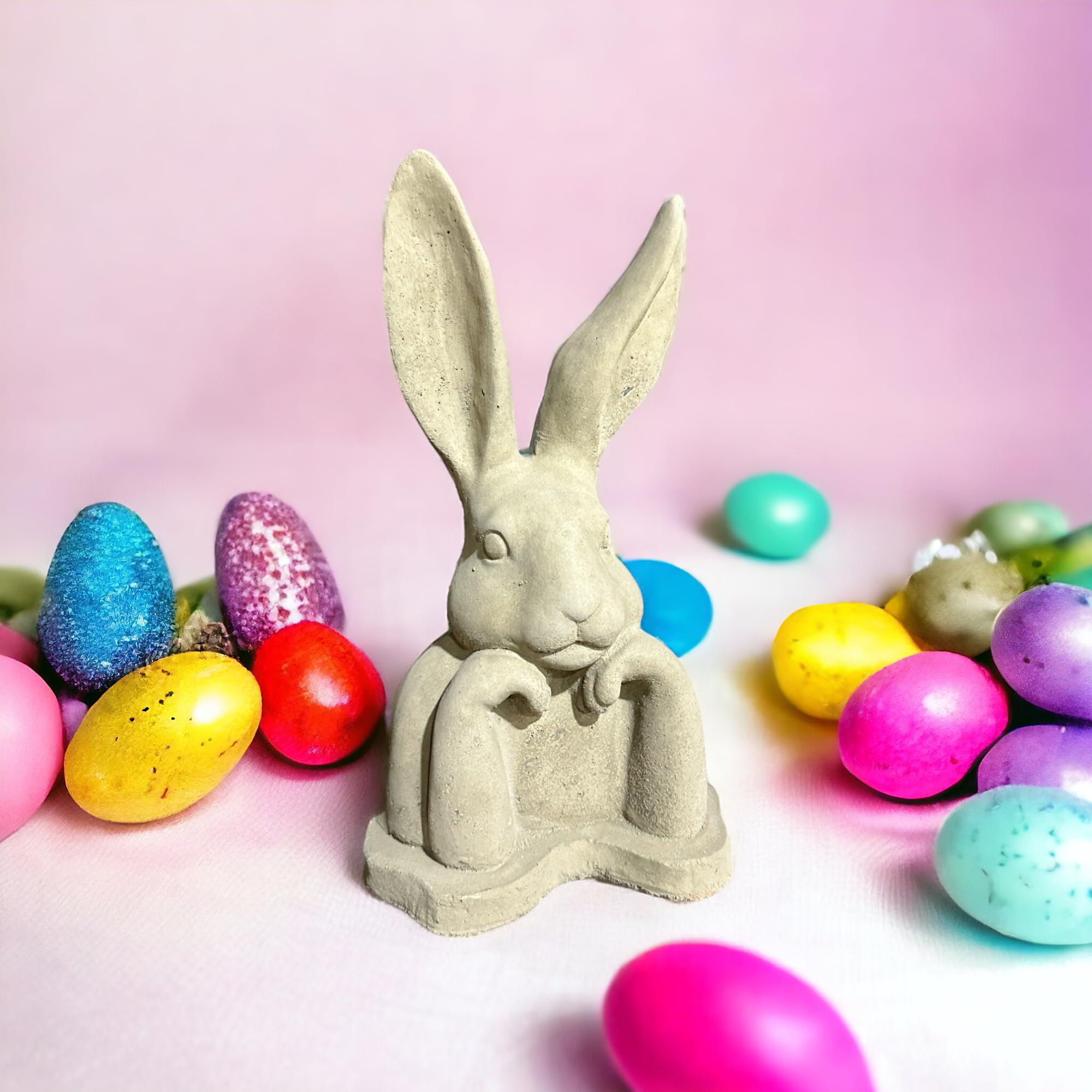 OriginalPaul Skulp & Betondesign Moderner aufgestützter Hase - Steinfigur mit stehenden Ohren (H/B/T: 31/17/13 cm, 3,5 kg) Steinguss für Haus und Garten