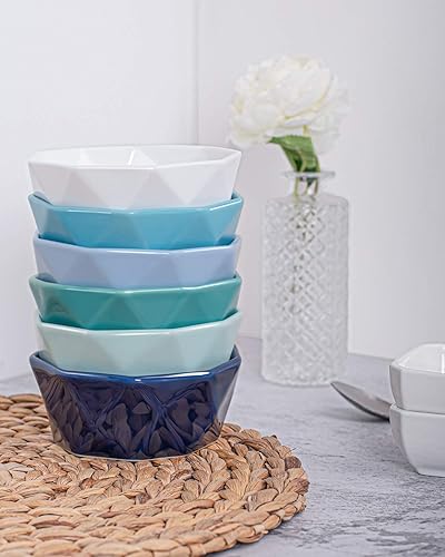 Miniatura 15 de DELLING Ramekins - Juego de 6 moldes de porcelana de 8 onzas, aptos para horno, moldes de estilo geométrico para hornear soufflé, helado