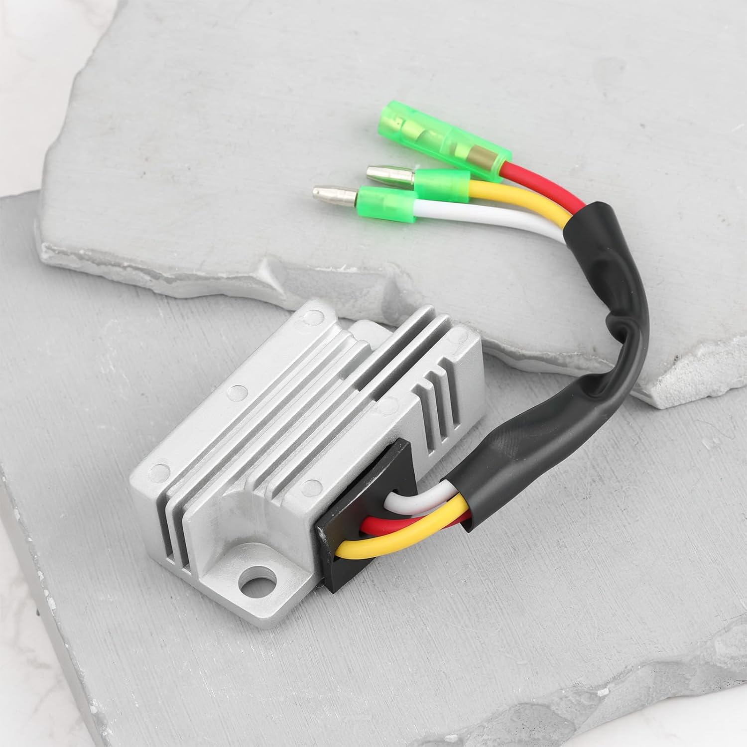 ECSiNG ATV 3 Wire Voltage Regulator Rectifier 55X-81960-90 Compatible with Yamaha YFM80 Badger 80 YFM100 Champ YFM80U Moto-4 80