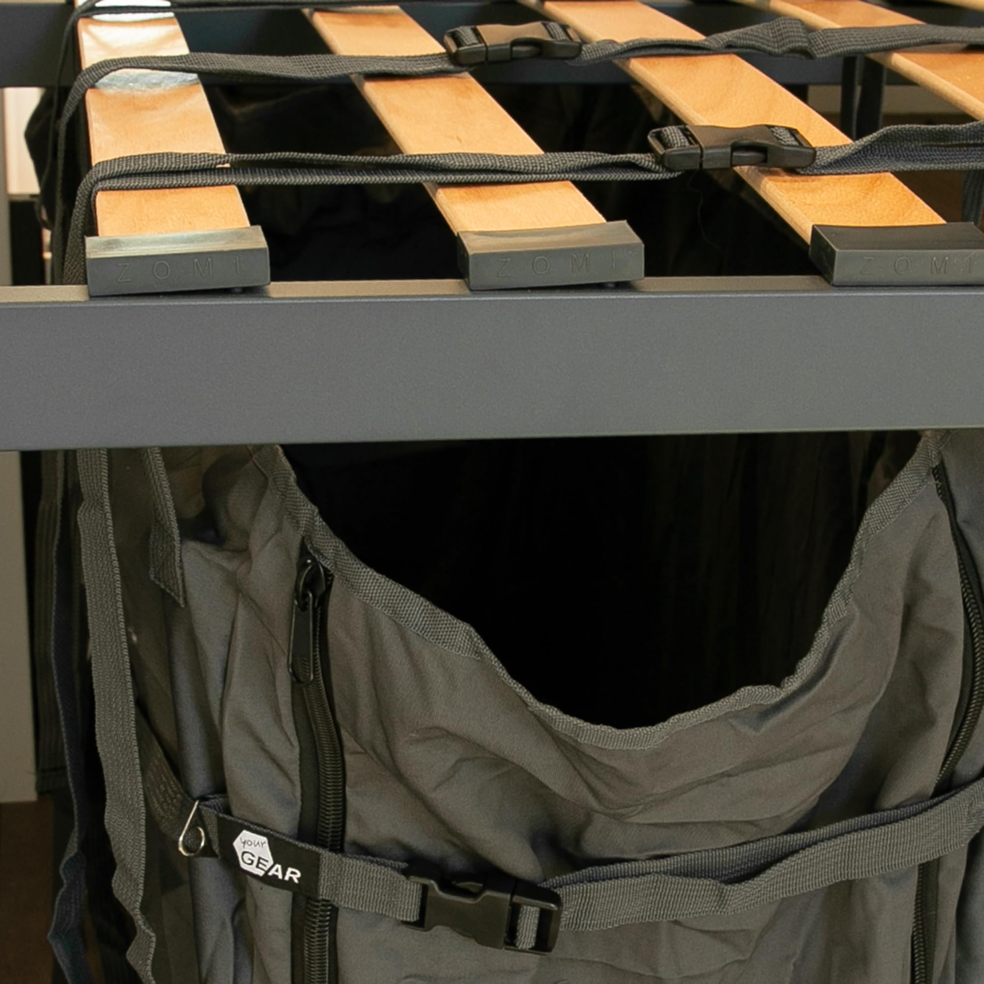 your GEAR Stauraumtasche Bozen - Campingmöbel-Gepäckraumtasche für die Camper-Van Heckgarage